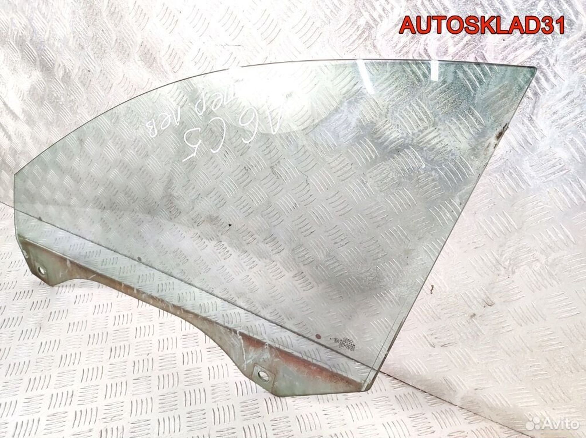 Стекло двери передней левой Audi A6 C5 4B0845201, 700 рублей, Дубовое