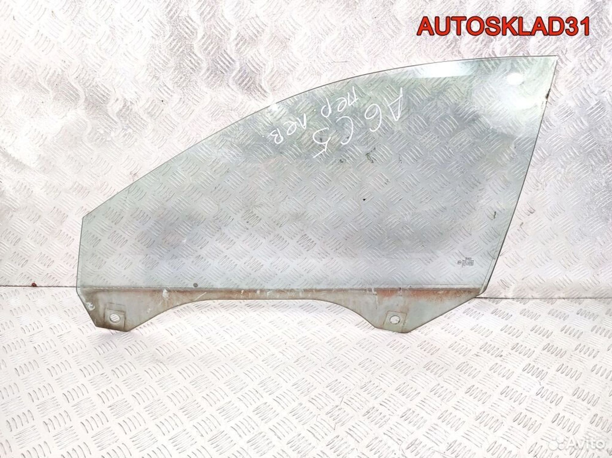 Стекло двери передней левой Audi A6 C5 4B0845201, 700 рублей, Дубовое