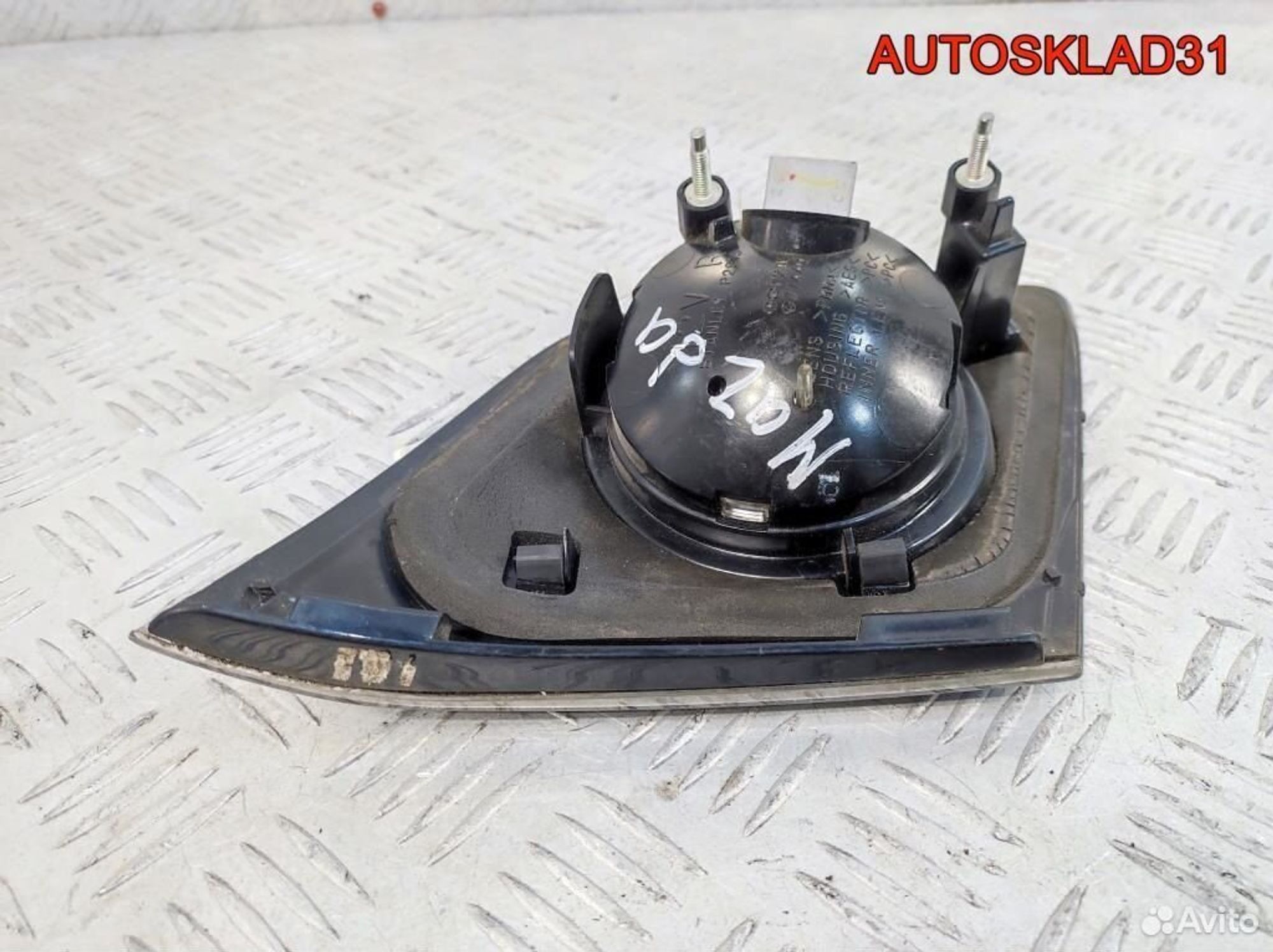 Фонарь задний внутренний правый Mazda 3 BK P2913R, 2100 рублей, Дубовое