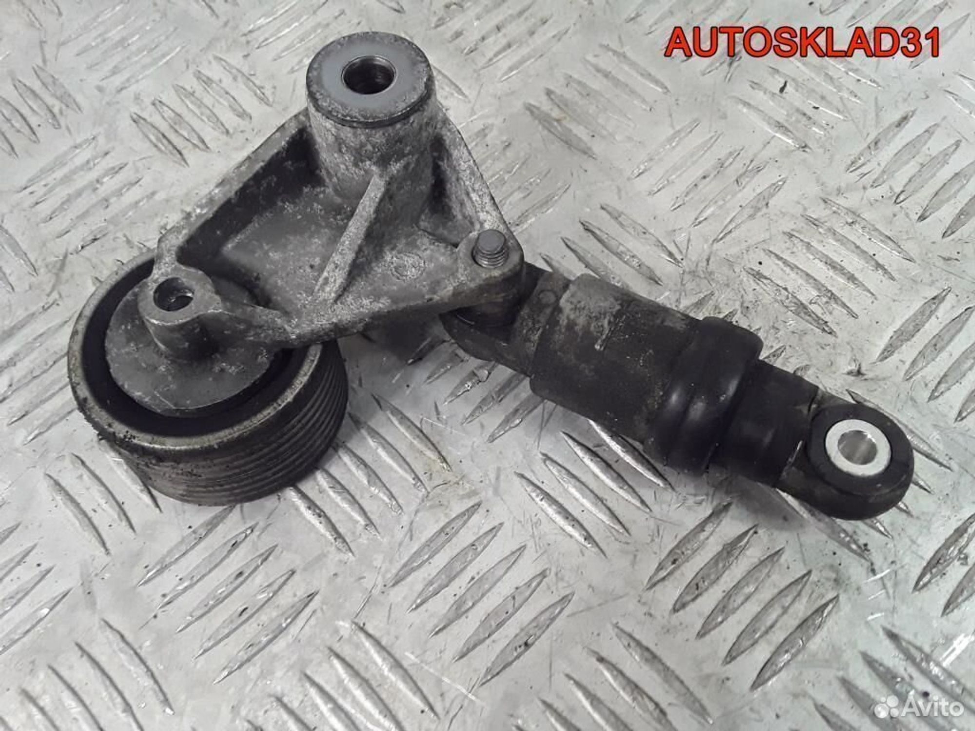 Натяжитель ремня VW Passat B5+ 4.0 BDN 07D145277E, 500 рублей, Дубовое