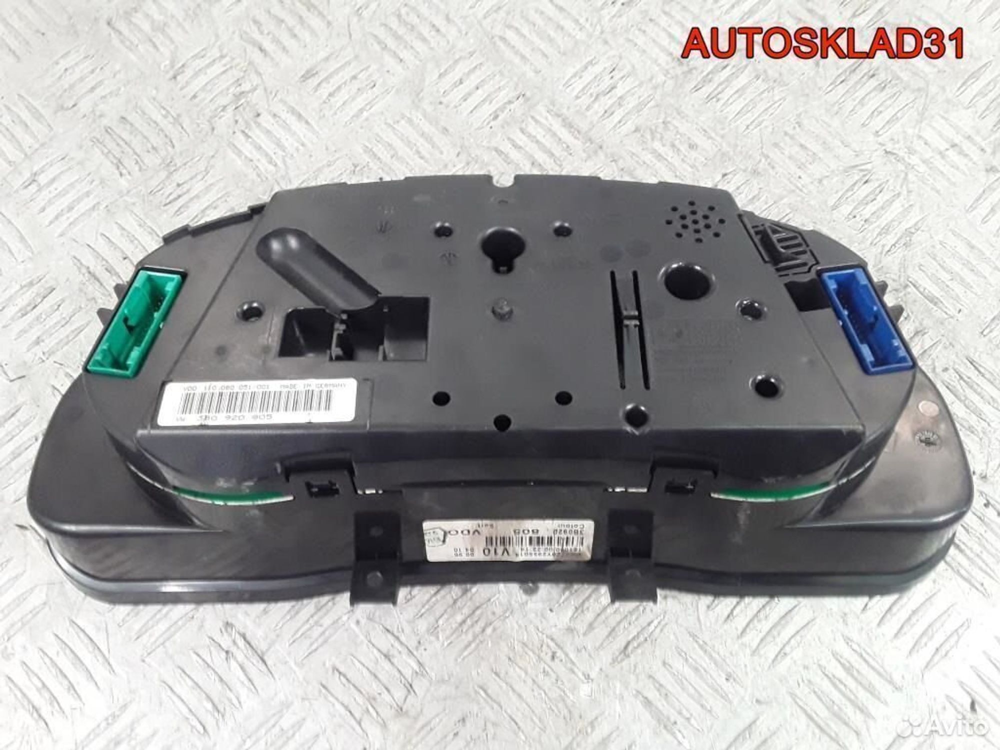 Панель приборов Volkswagen Passat B5+ 3B0920805, 4100 рублей, Дубовое