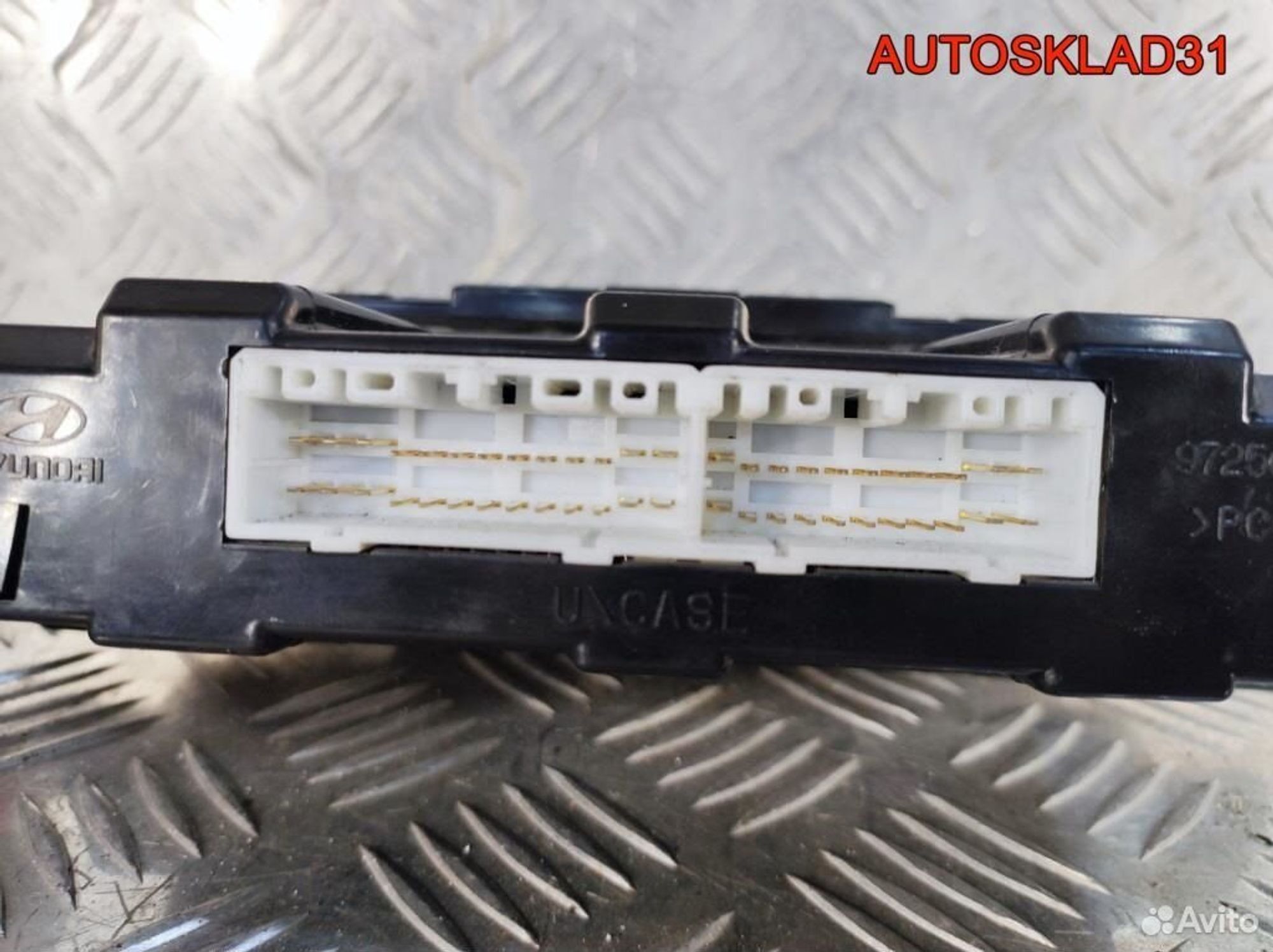 Блок климата Hyundai Sonata 5 NF 972503kxxx, 10200 рублей, Дубовое