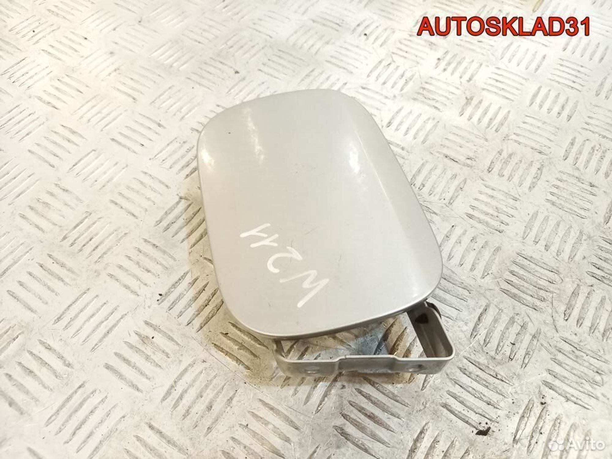 Лючок бензобака Mercedes Benz W211 A0005843117, 1100 рублей, Дубовое