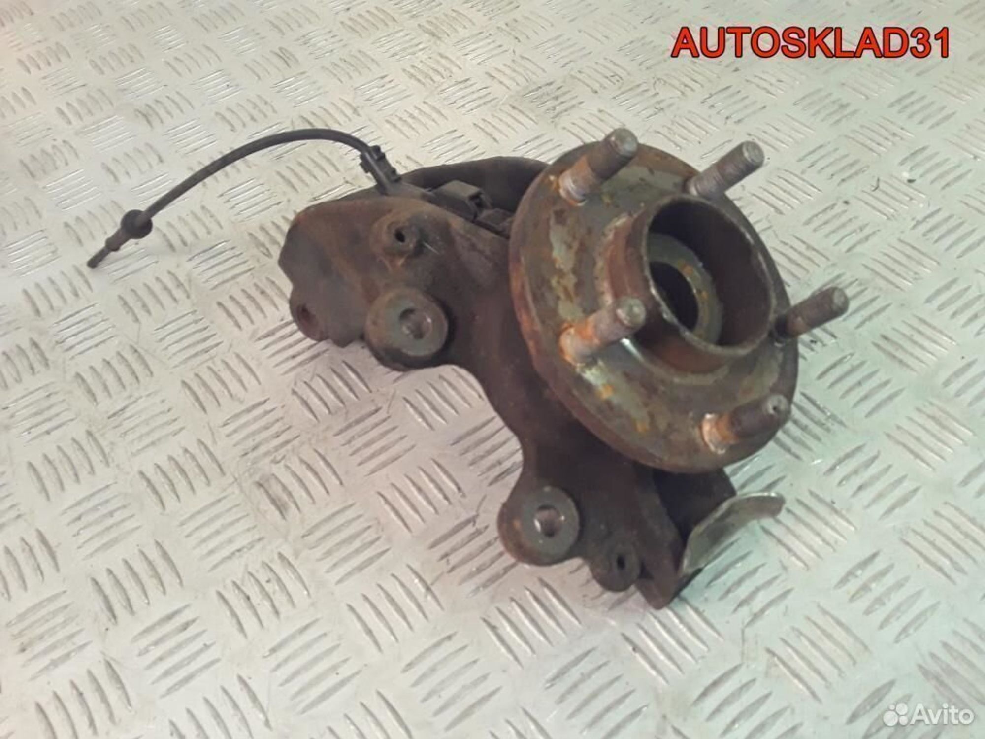 Кулак поворотный передний левый Ford Focus 2, 3600 рублей, Дубовое