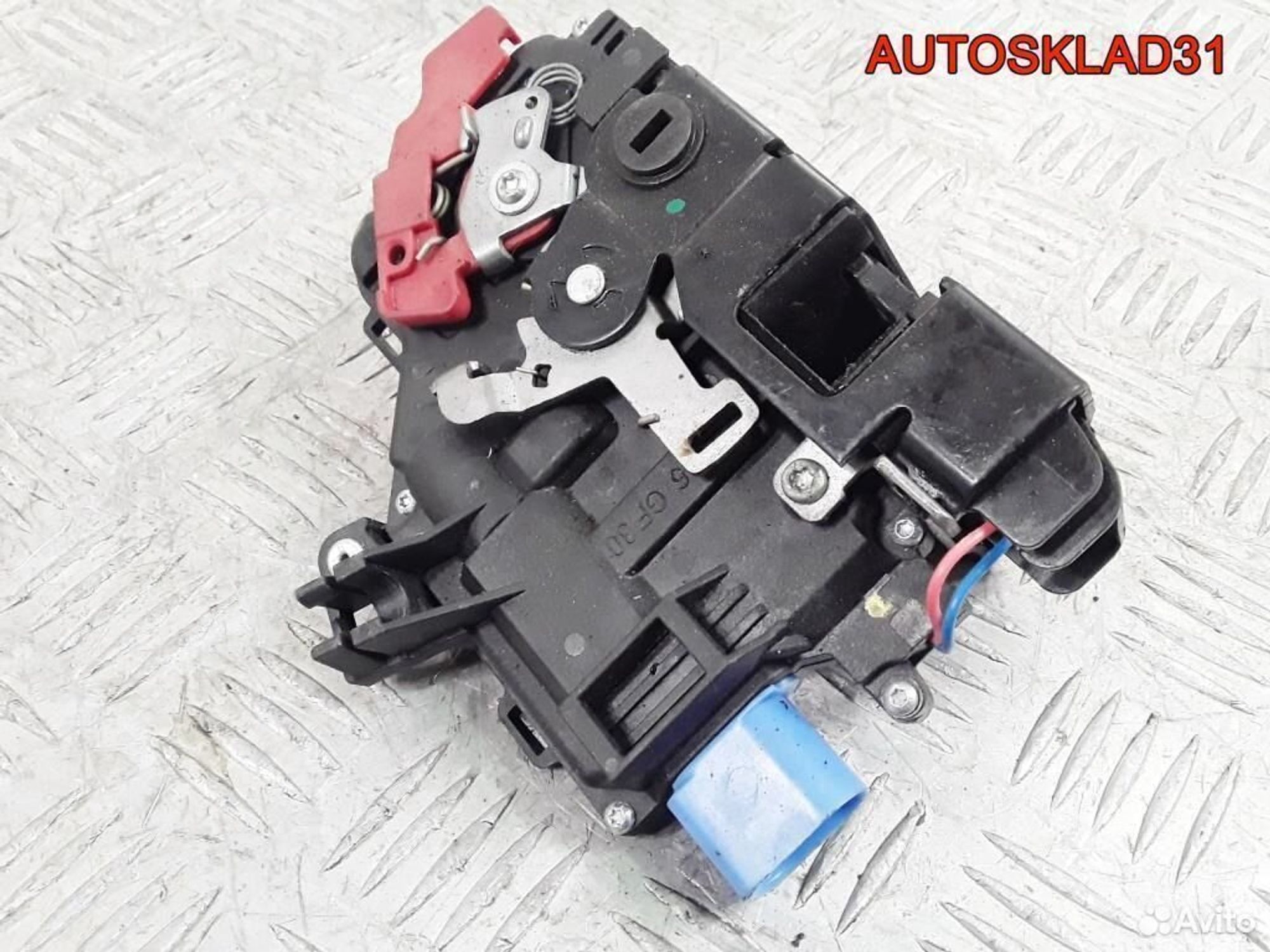 Замок двери задней правой VW Touareg 7L0839016D, 4100 рублей, Дубовое