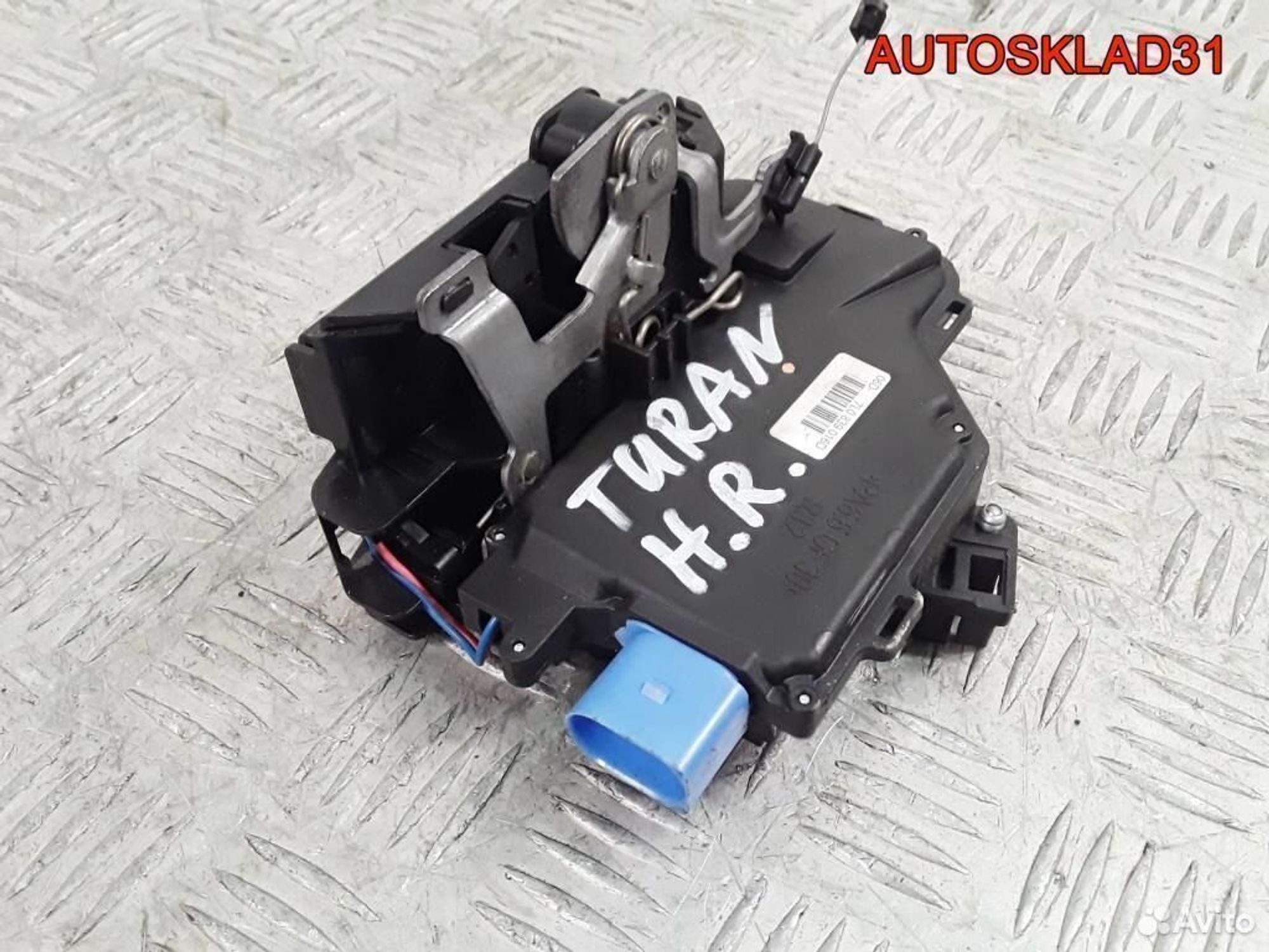 Замок двери задней правой VW Touareg 7L0839016D, 4100 рублей, Дубовое