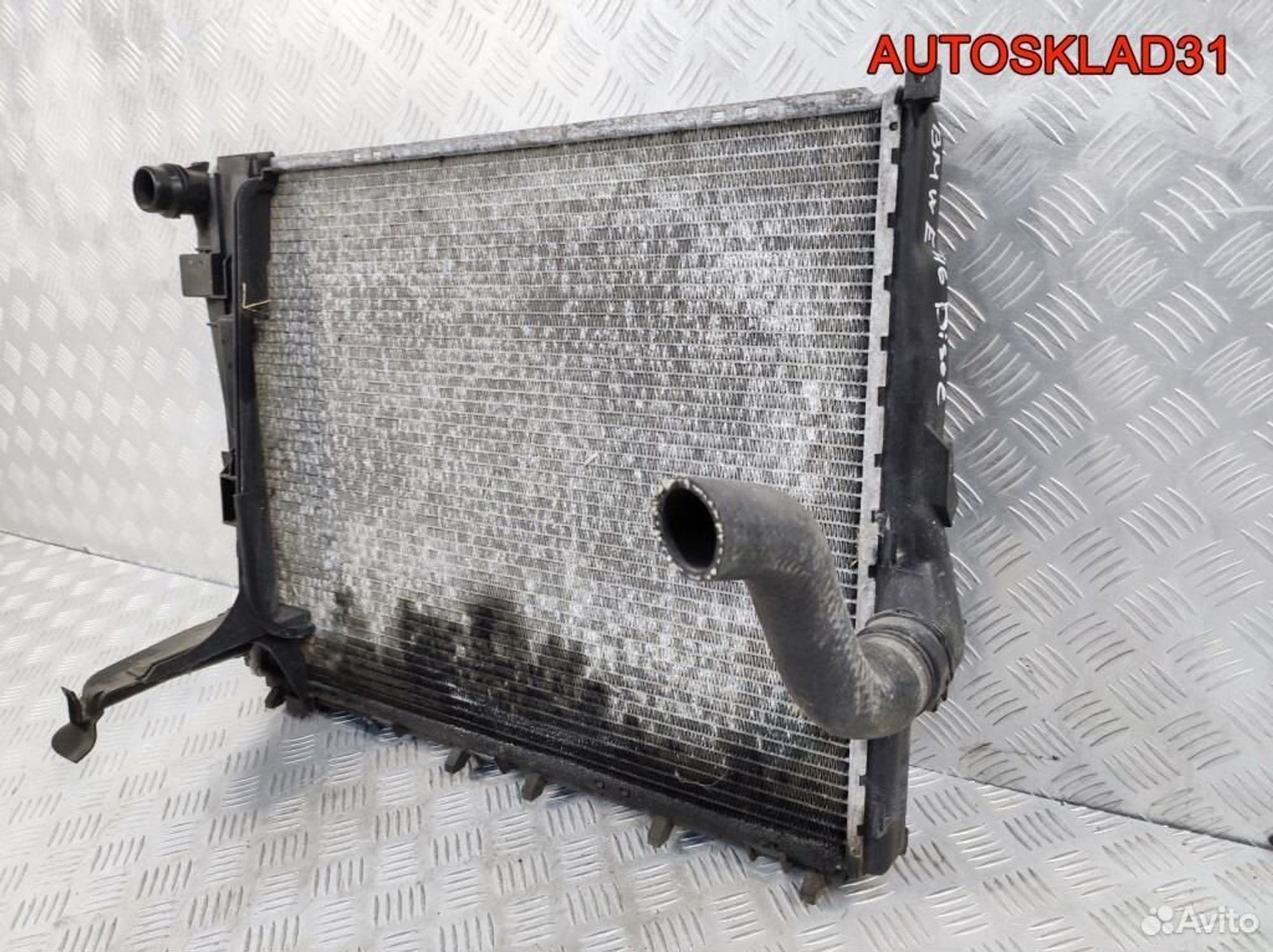 Радиатор основной BMW 3 E46 M47TOL 1613108 Дизель, 4100 рублей, Дубовое