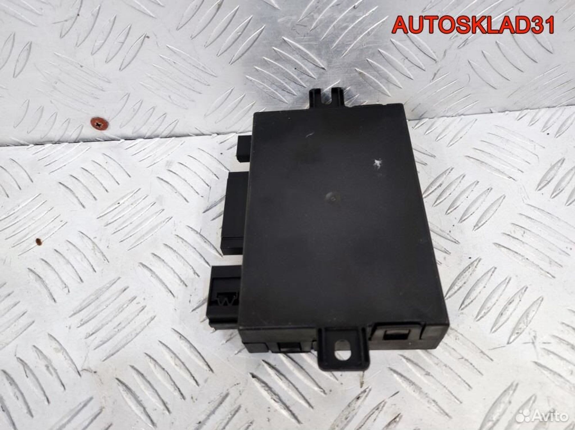 Блок управления фаркопом Audi A4 B6 8E0907383, 1800 рублей, Дубовое