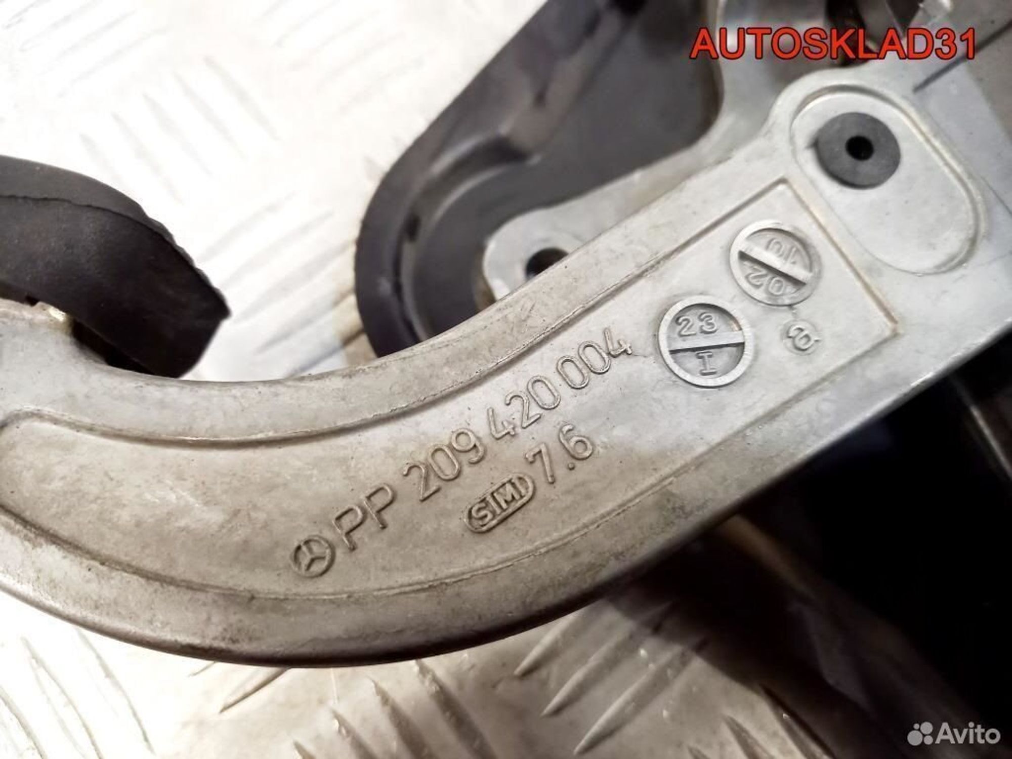 Педаль стояночного тормоза Mercedes W211 209420004, 1800 рублей, Дубовое