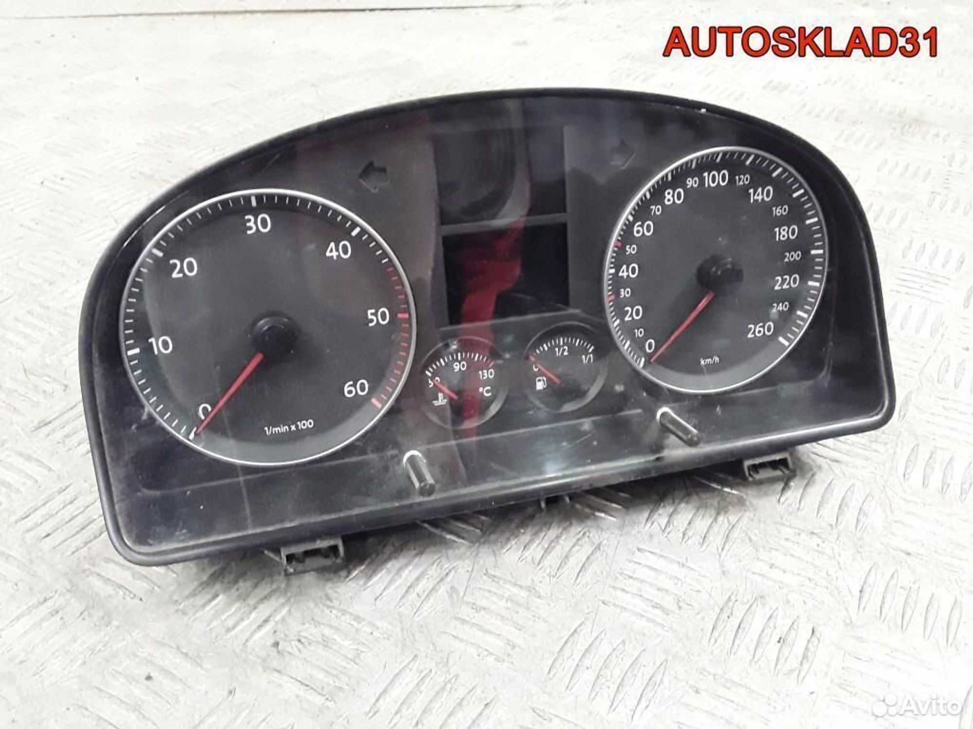 Панель приборов VW Touran 1T0920860A Дизель, 3600 рублей, Дубовое