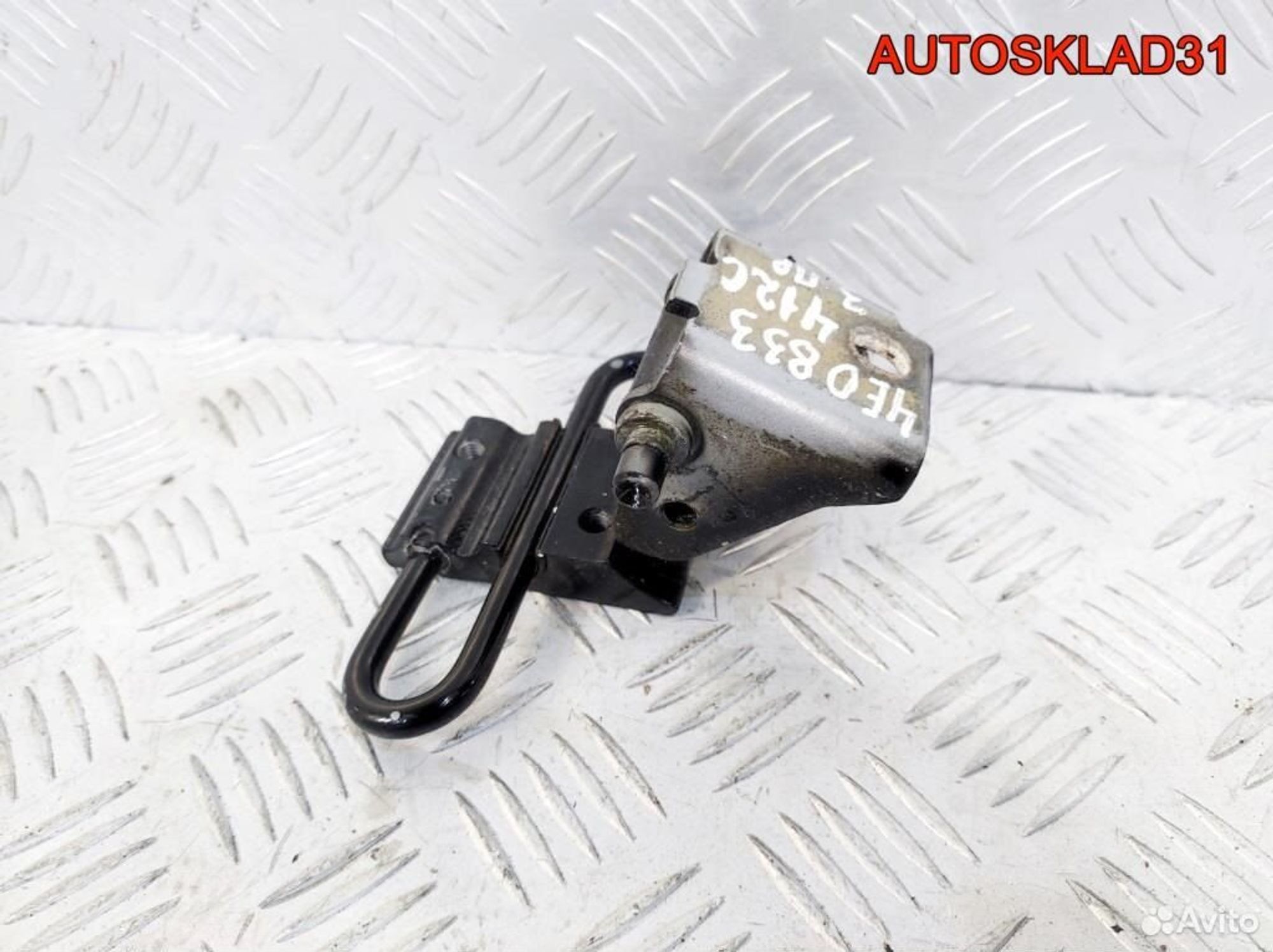 Петля двери задней правой Audi A8 D3 4E0833412C, 1700 рублей, Дубовое