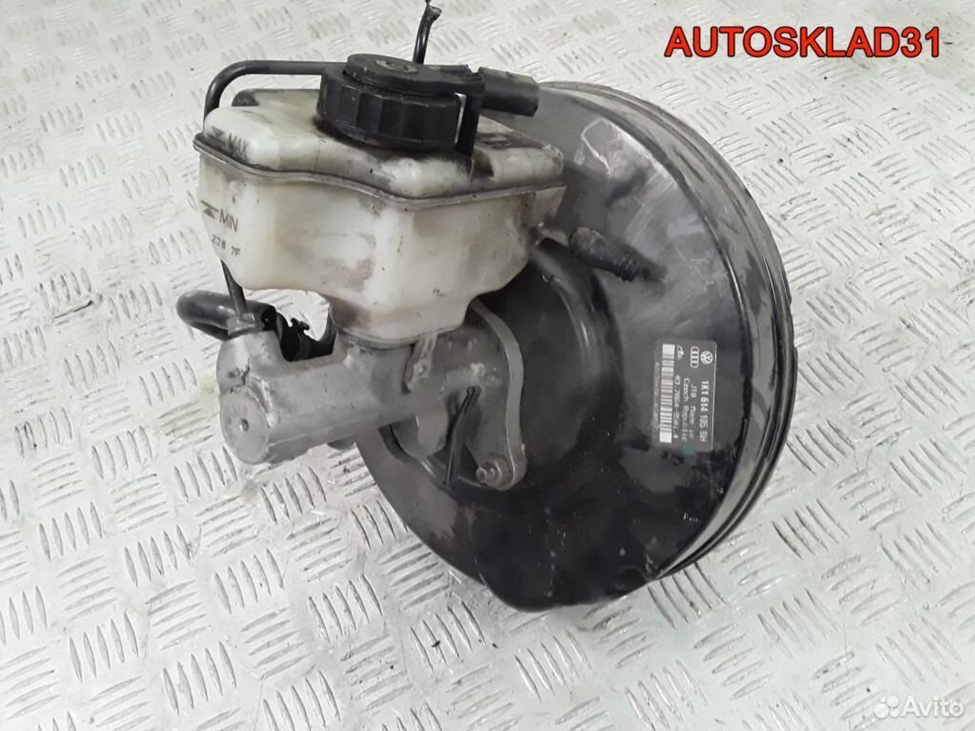 Усилитель тормозов вакуумный VW Golf 5 1K1614105BH, 8100 рублей, Дубовое