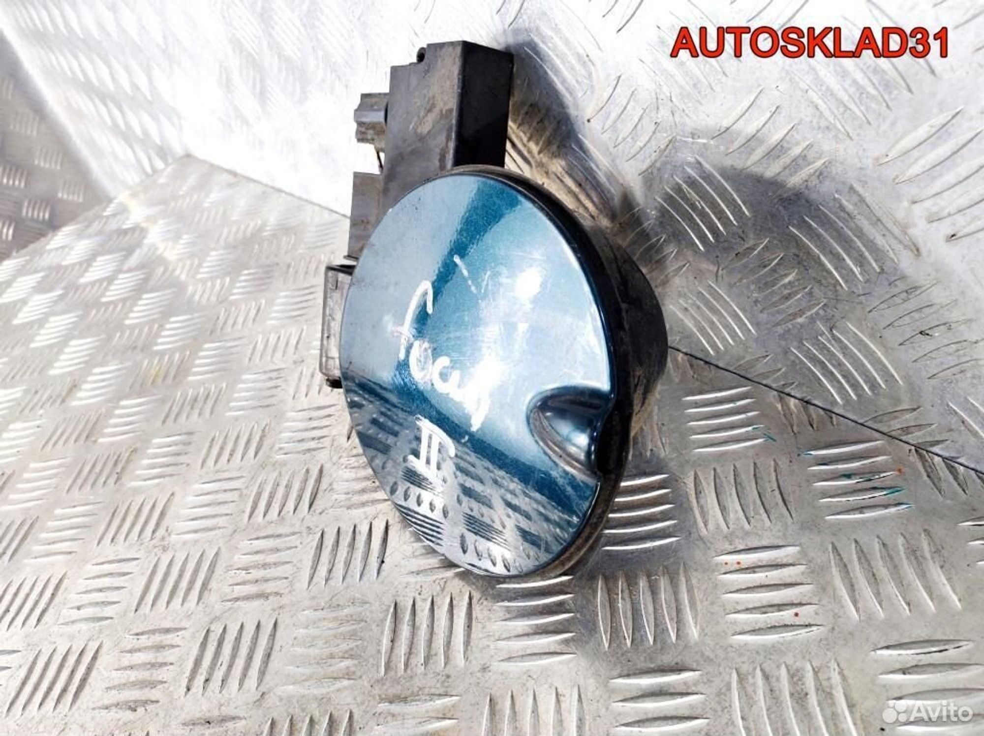 Лючок бензобака в сборе Ford Focus 2 4M51A405A02AB, 3200 рублей, Дубовое