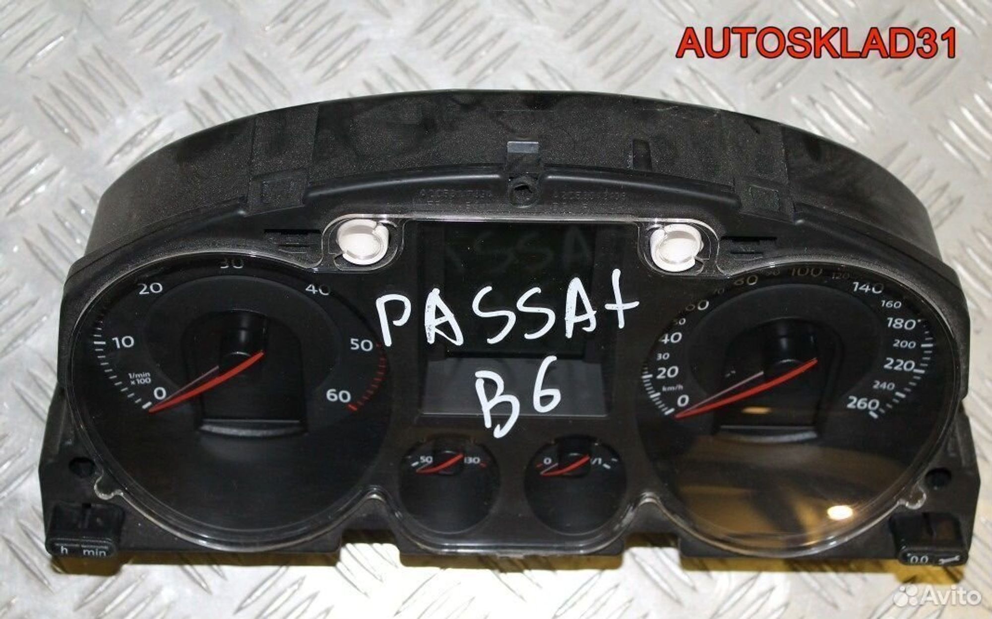 Приборная панель Volkswagen Passat B6 3C0920871E, 2900 рублей, Дубовое