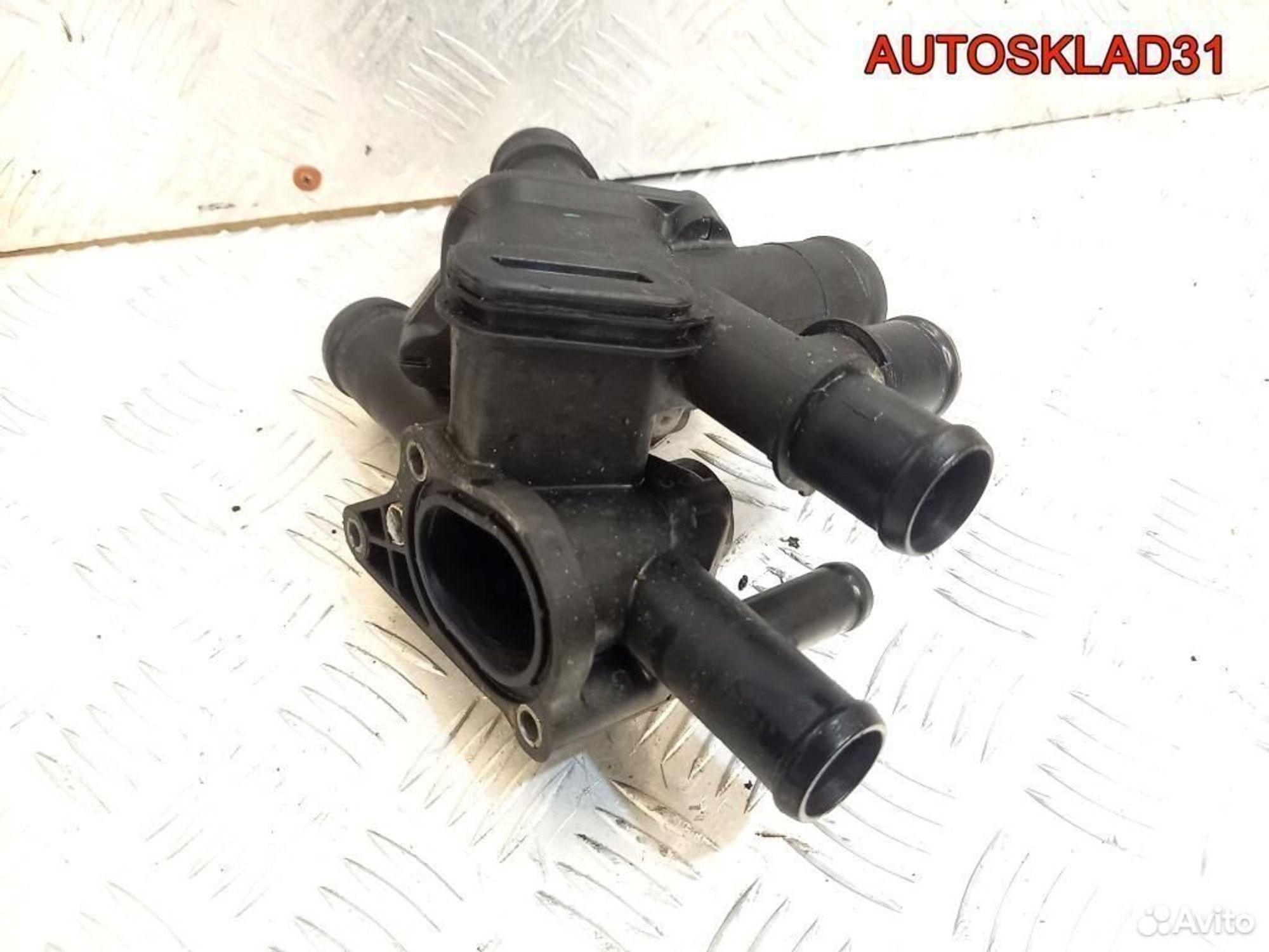 Корпус термостата Volkswagen Golf 4 06A121513A, 2100 рублей, Дубовое