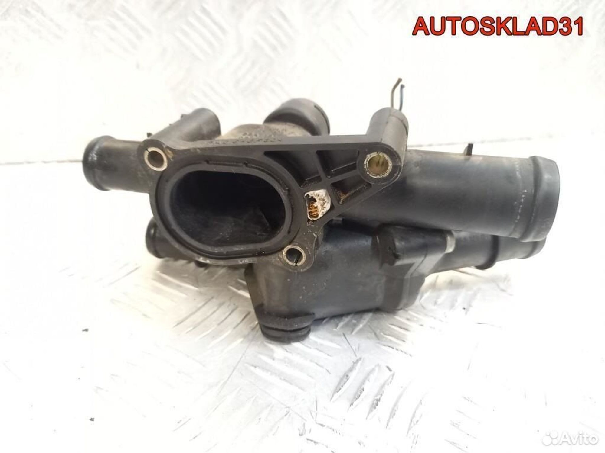 Корпус термостата Volkswagen Golf 4 06A121513A, 2100 рублей, Дубовое