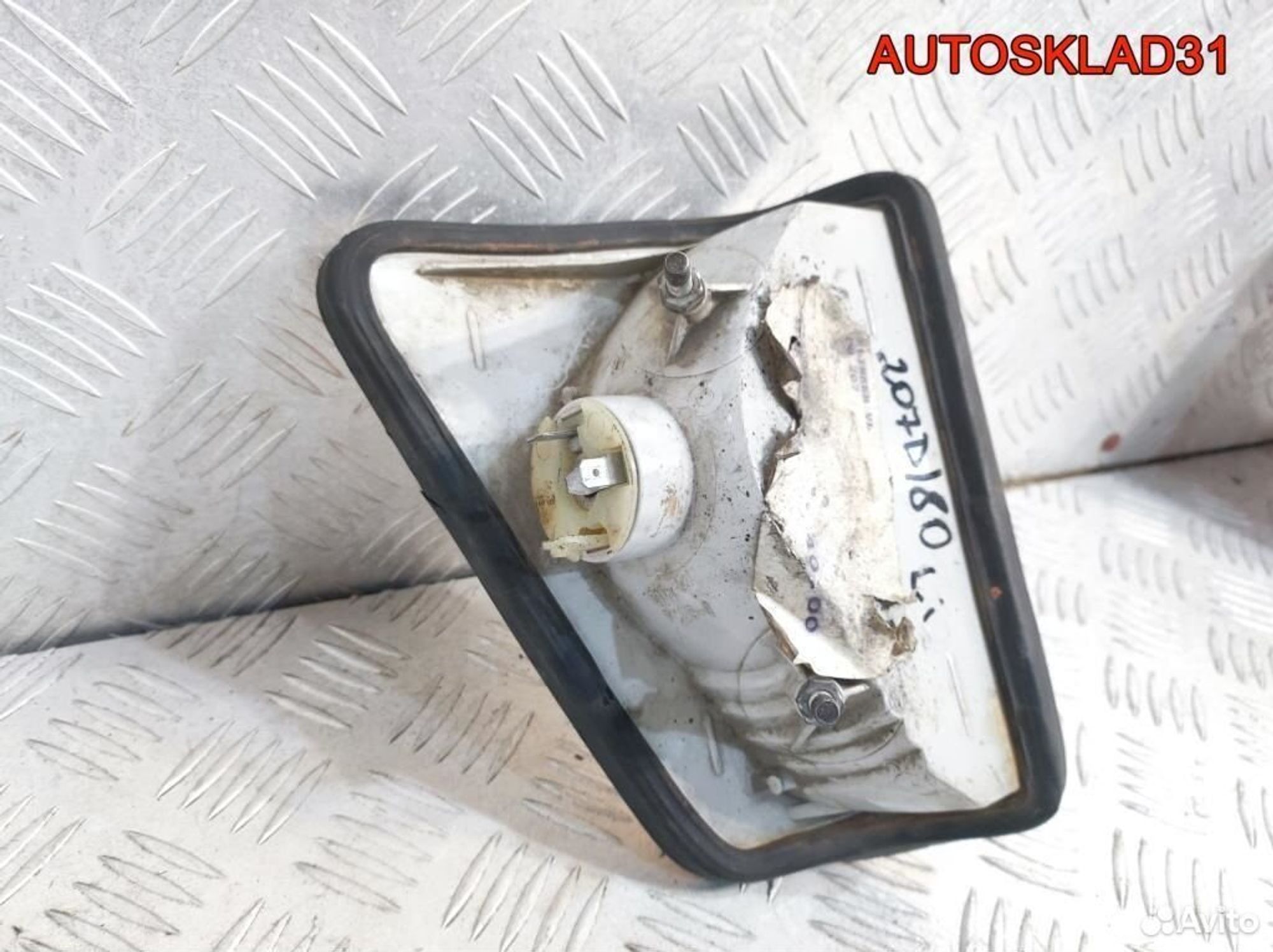 Указатель поворота Mercedes Bus 207D A0018226820, 500 рублей, Дубовое