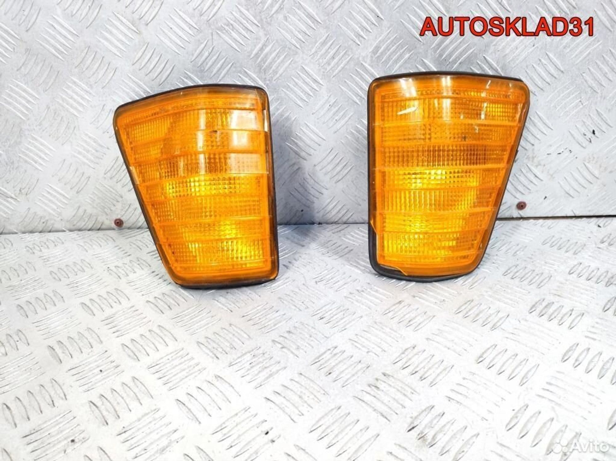 Указатель поворота Mercedes Bus 207D A0018226820, 500 рублей, Дубовое