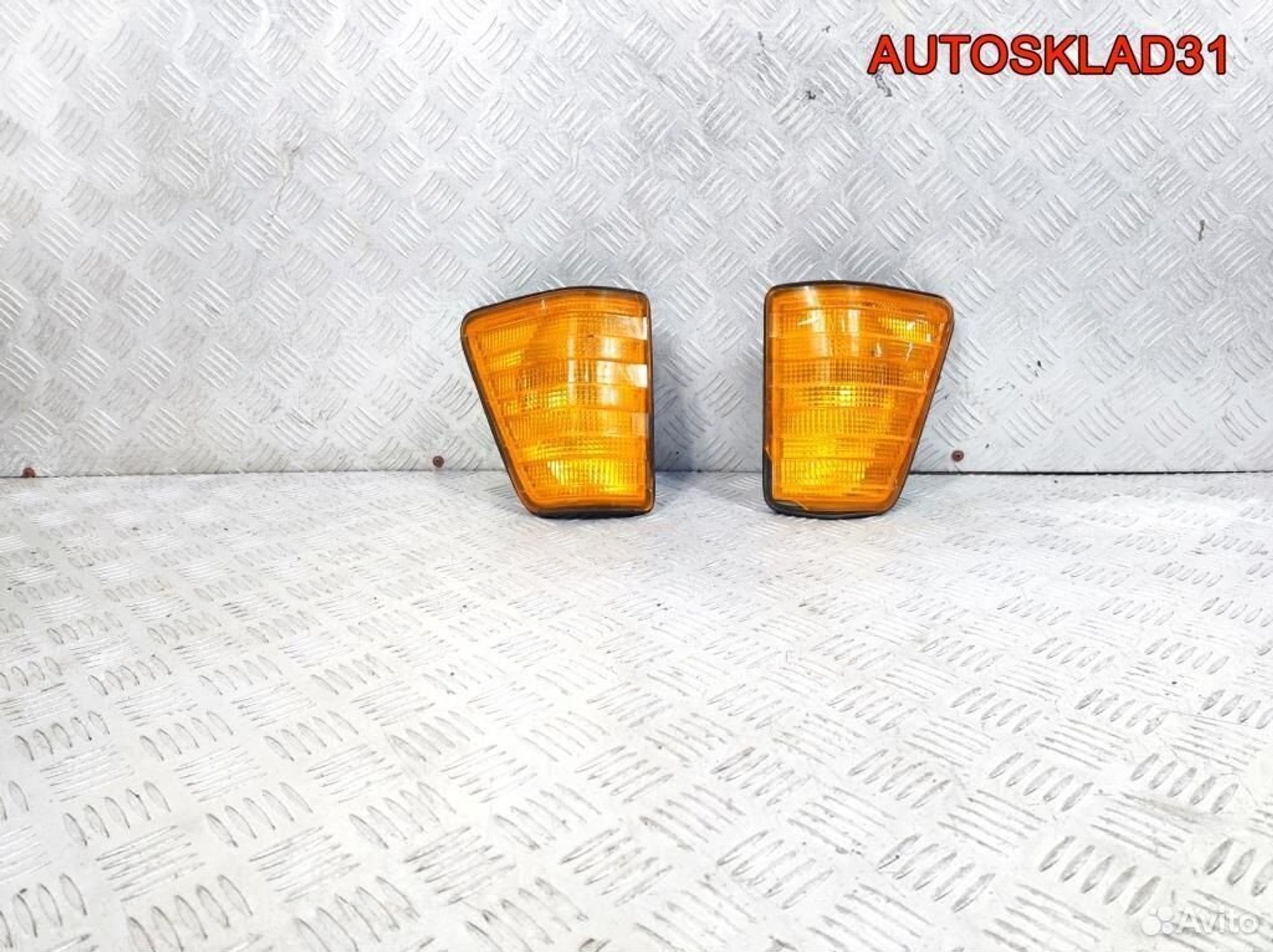 Указатель поворота Mercedes Bus 207D A0018226820, 500 рублей, Дубовое