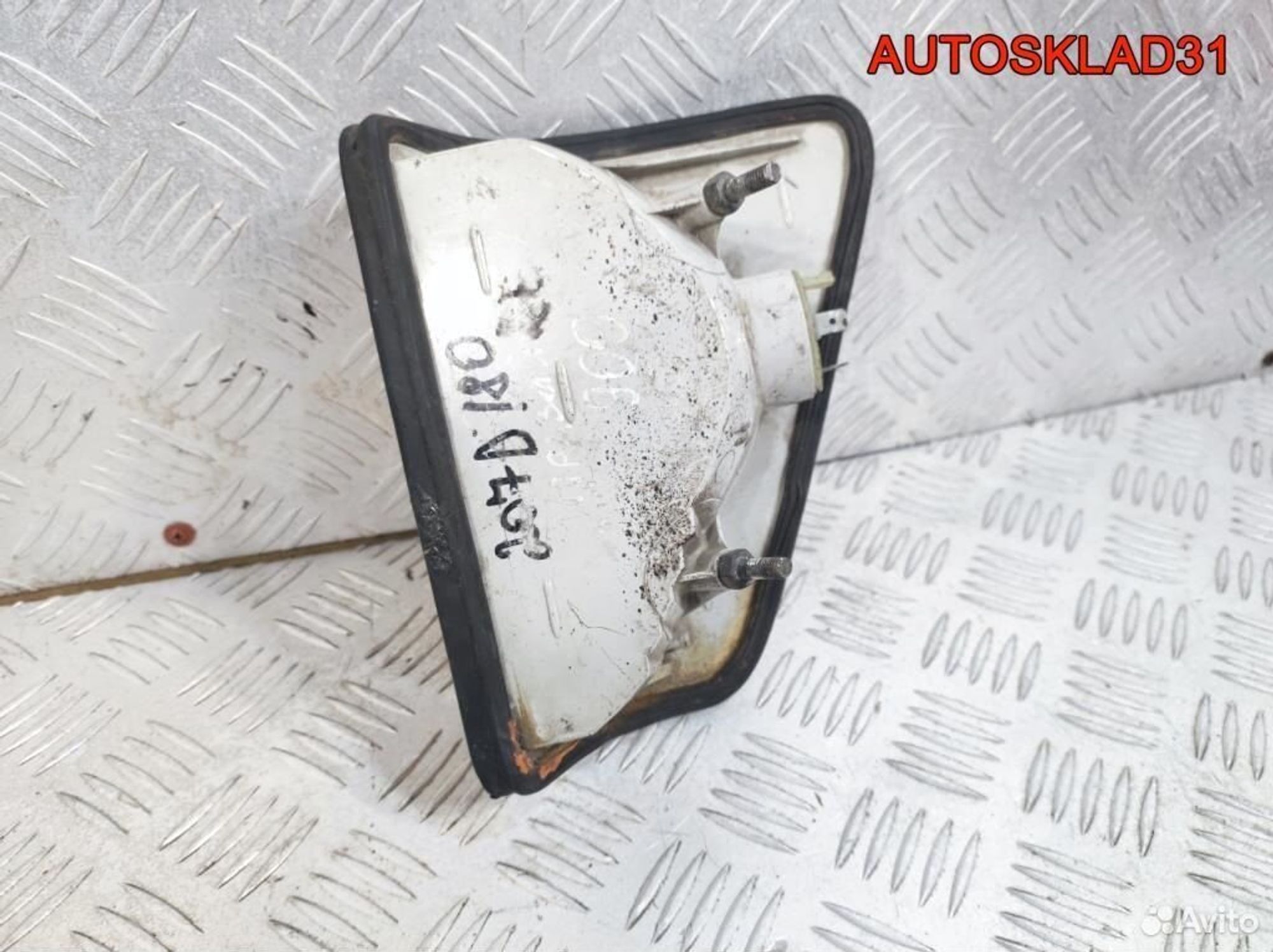 Указатель поворота Mercedes Bus 207D A0018226820, 500 рублей, Дубовое