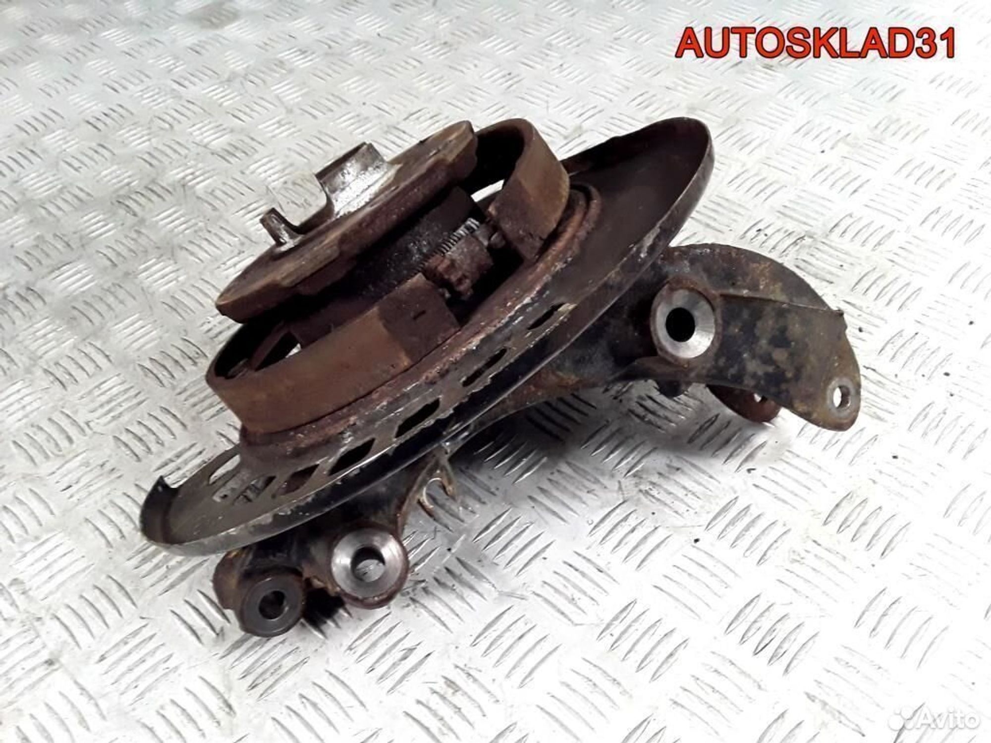 Кулак поворотный задний правый Туарег 7L0505436B, 2900 рублей, Дубовое