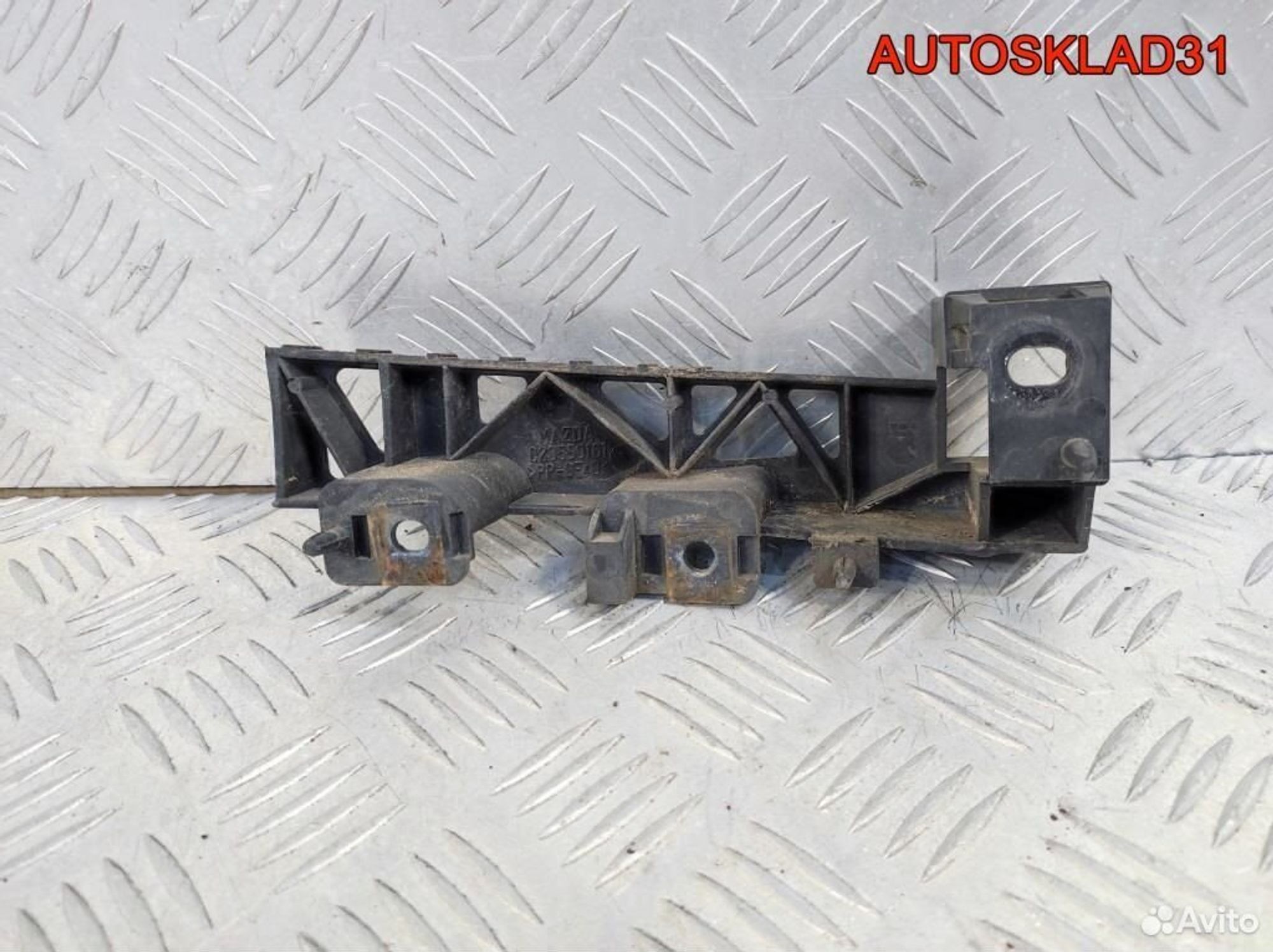 Направляющая переднего бампера левая Mazda 5 CR, 900 рублей, Дубовое