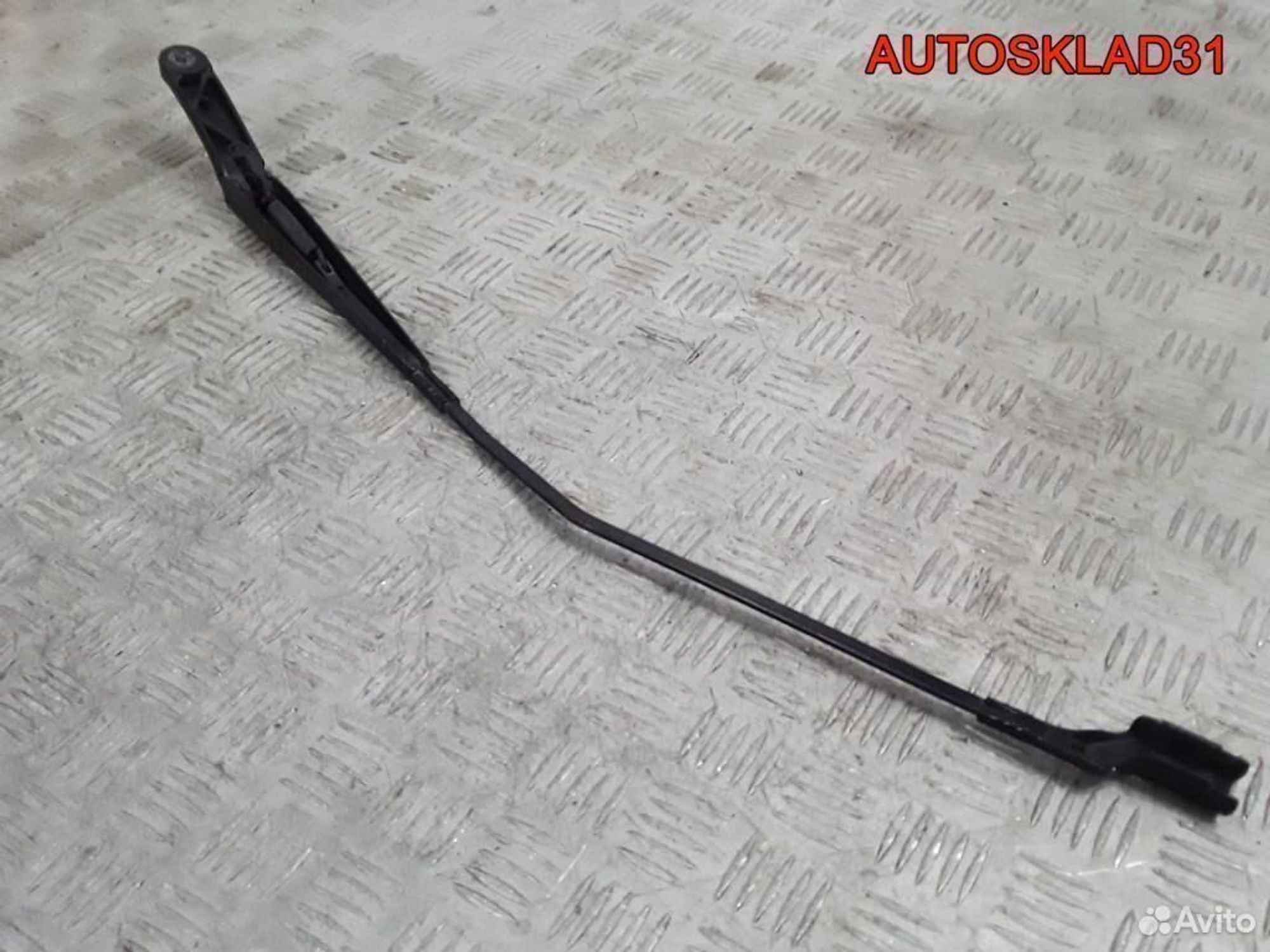 Поводок стеклоочистителя правый Touran 2K1955410A, 1200 рублей, Дубовое