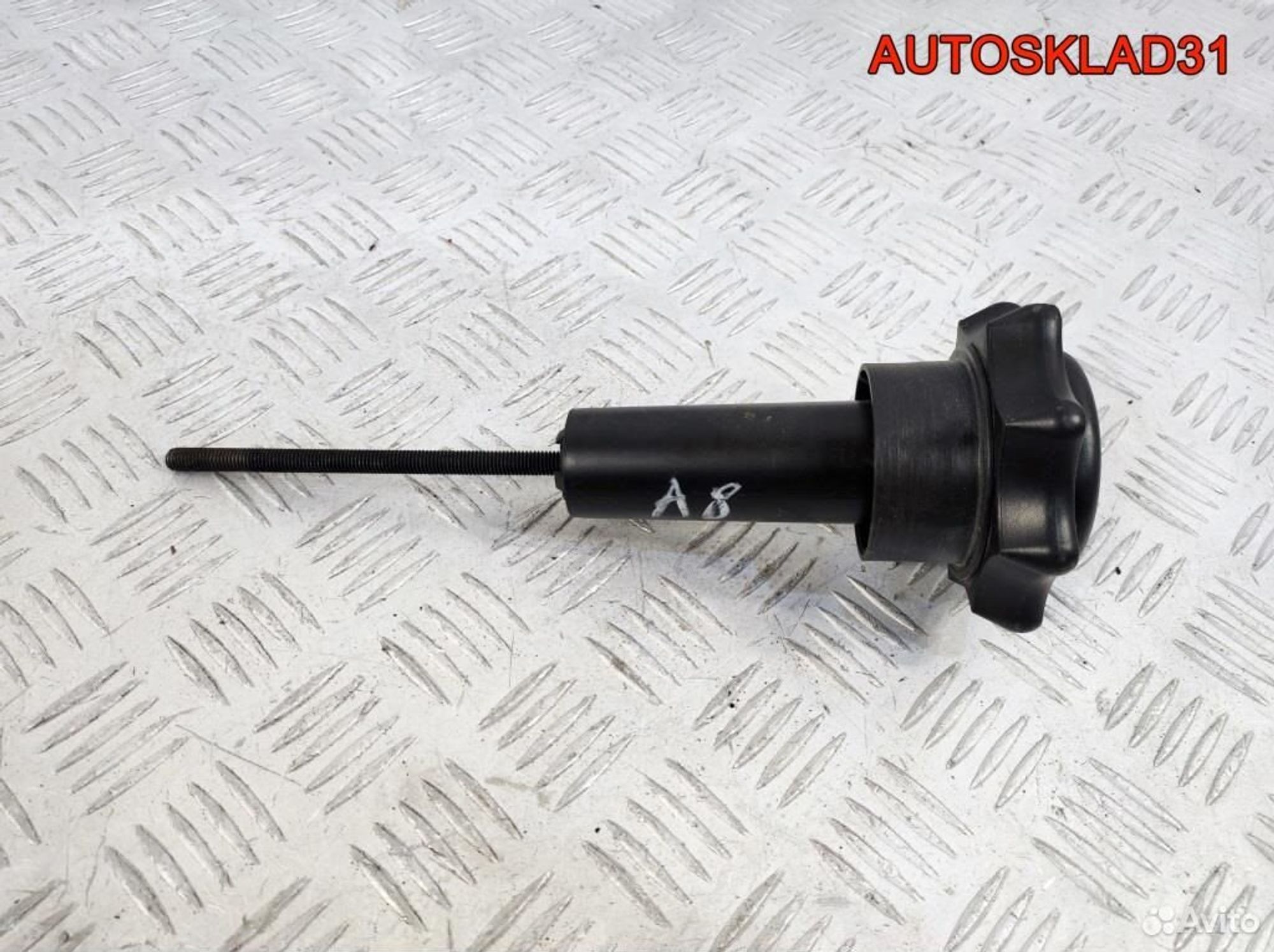 Болт крепления запасного колеса Audi A8 D3, 900 рублей, Дубовое