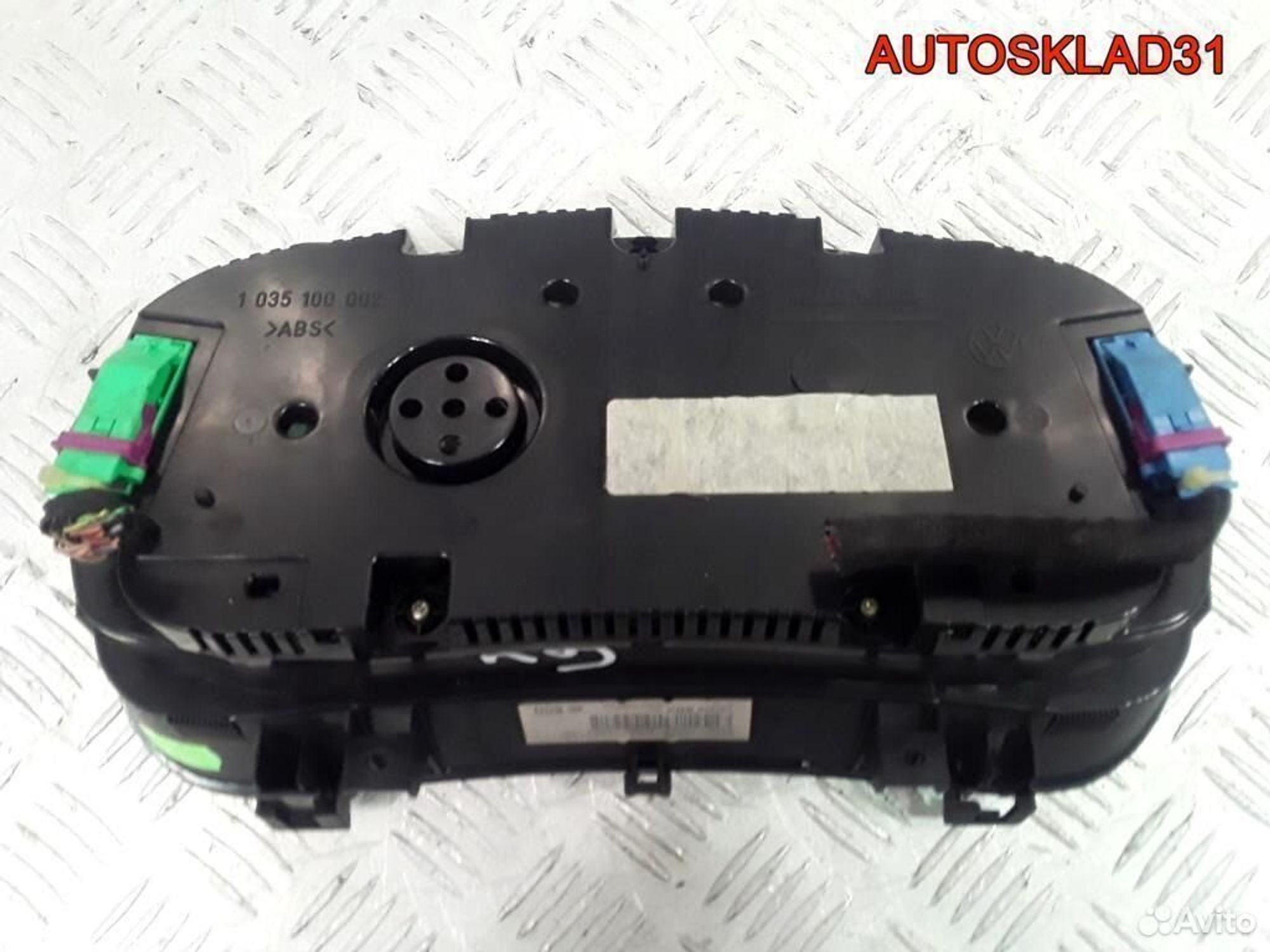 Панель приборов для Фольксваген Гольф 4 1J0920802, 3600 рублей, Дубовое