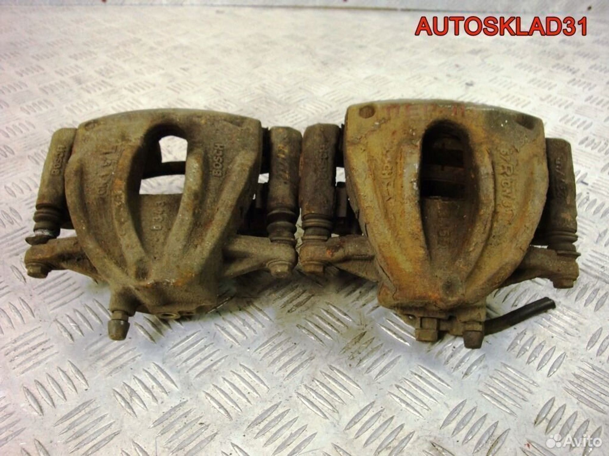 Суппорт тормозной передний Toyota Avensis 2, 1700 рублей, Дубовое