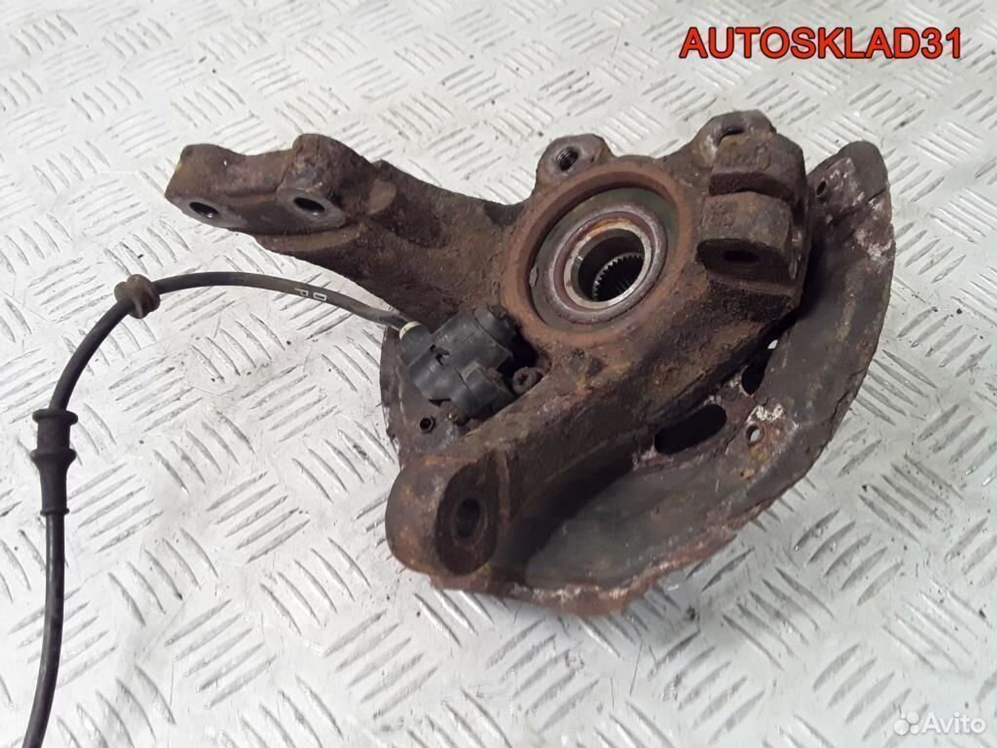 Кулак поворотный передний левый Opel Vectra B, 3200 рублей, Дубовое