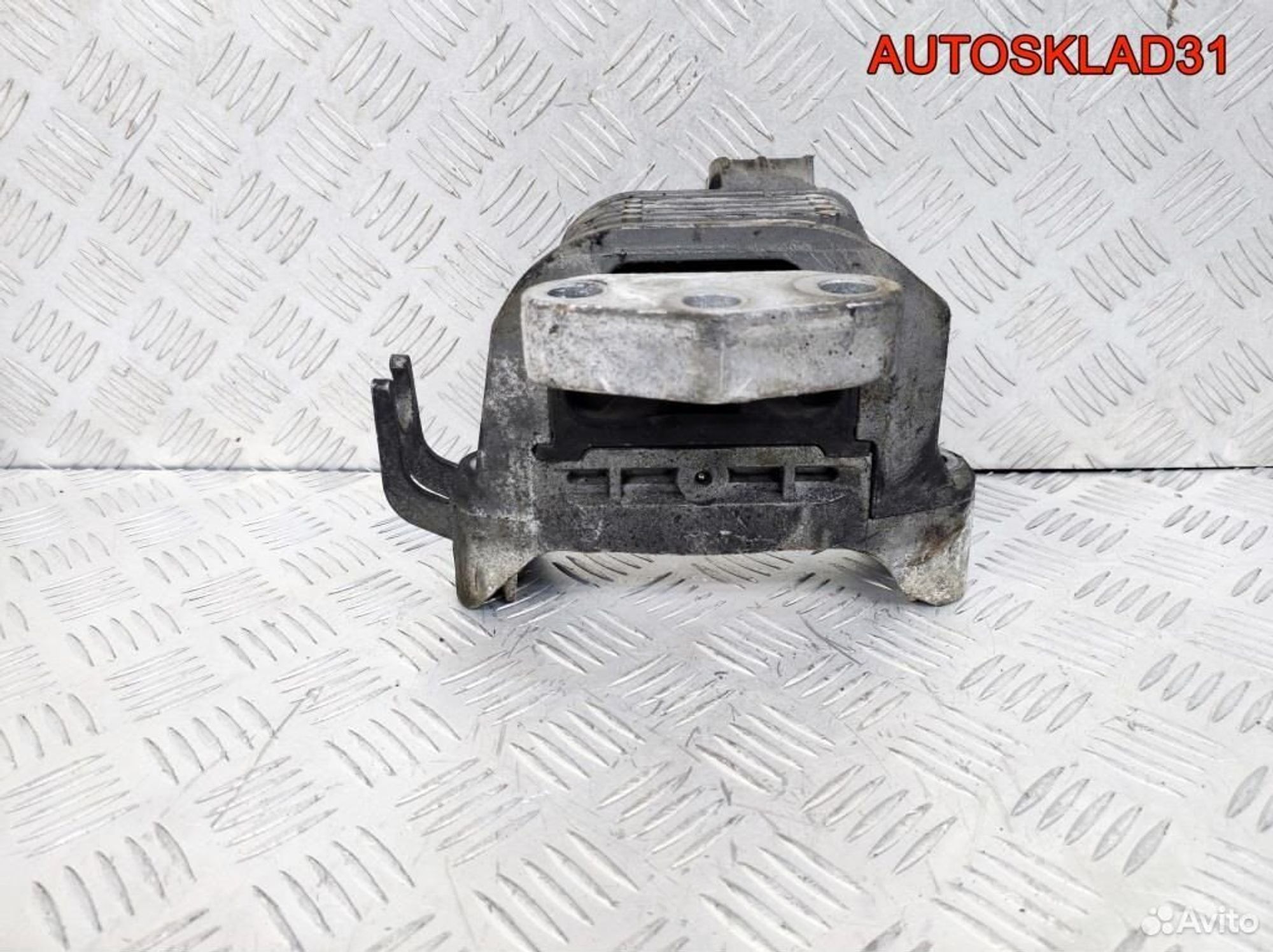 Опора двигателя правая Opel Astra J 13347451, 2100 рублей, Дубовое