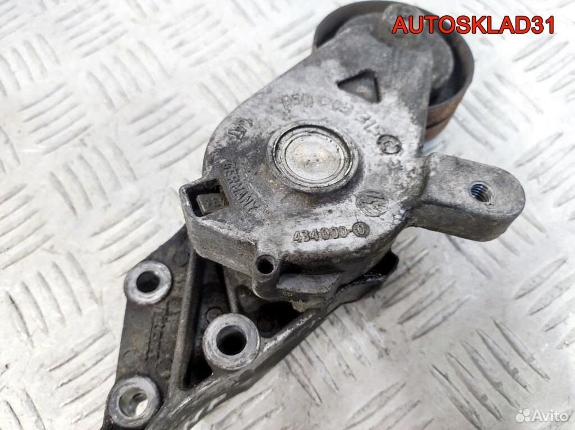 Натяжитель ремня VW Golf 4 1.9 AHF 038903315C, 500 рублей, Дубовое