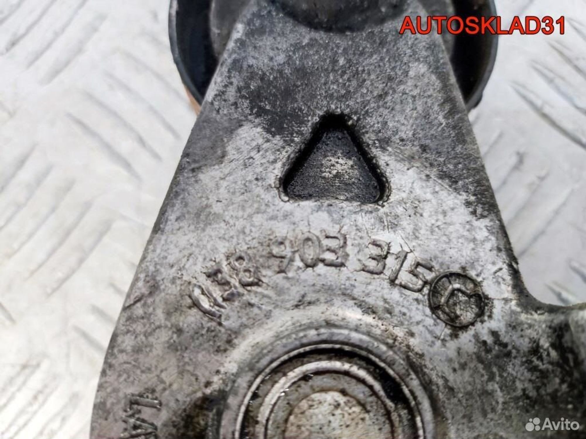 Натяжитель ремня VW Golf 4 1.9 AHF 038903315C, 500 рублей, Дубовое