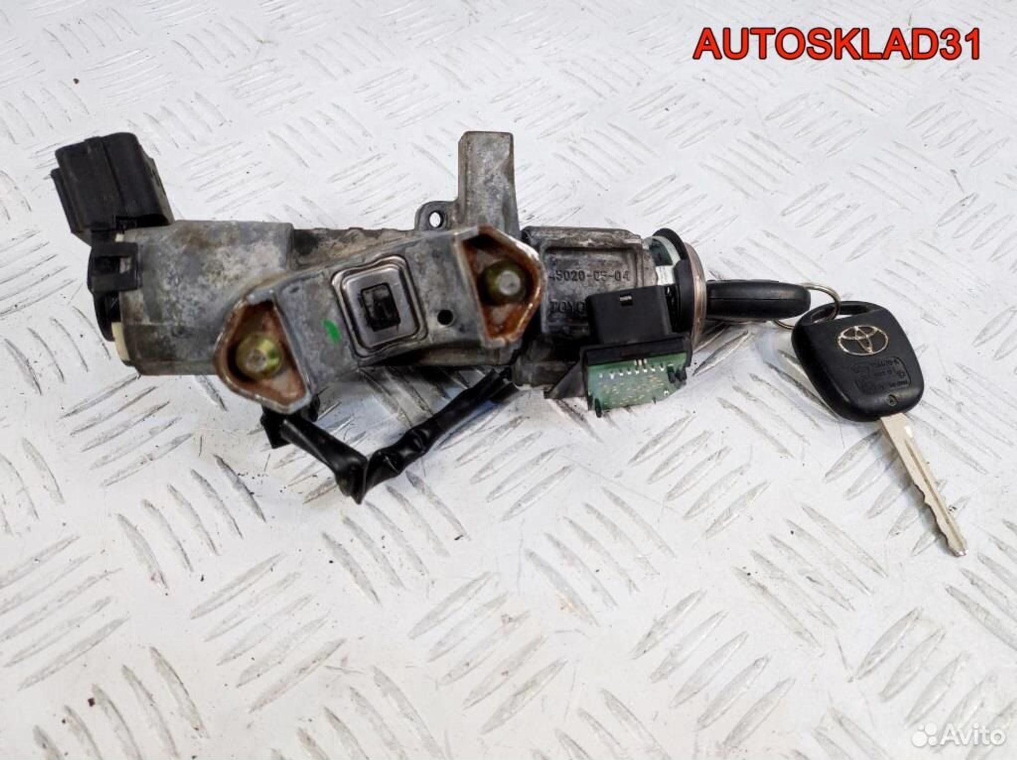 Замок зажигания Toyota Avensis 2 450200504, 2500 рублей, Дубовое