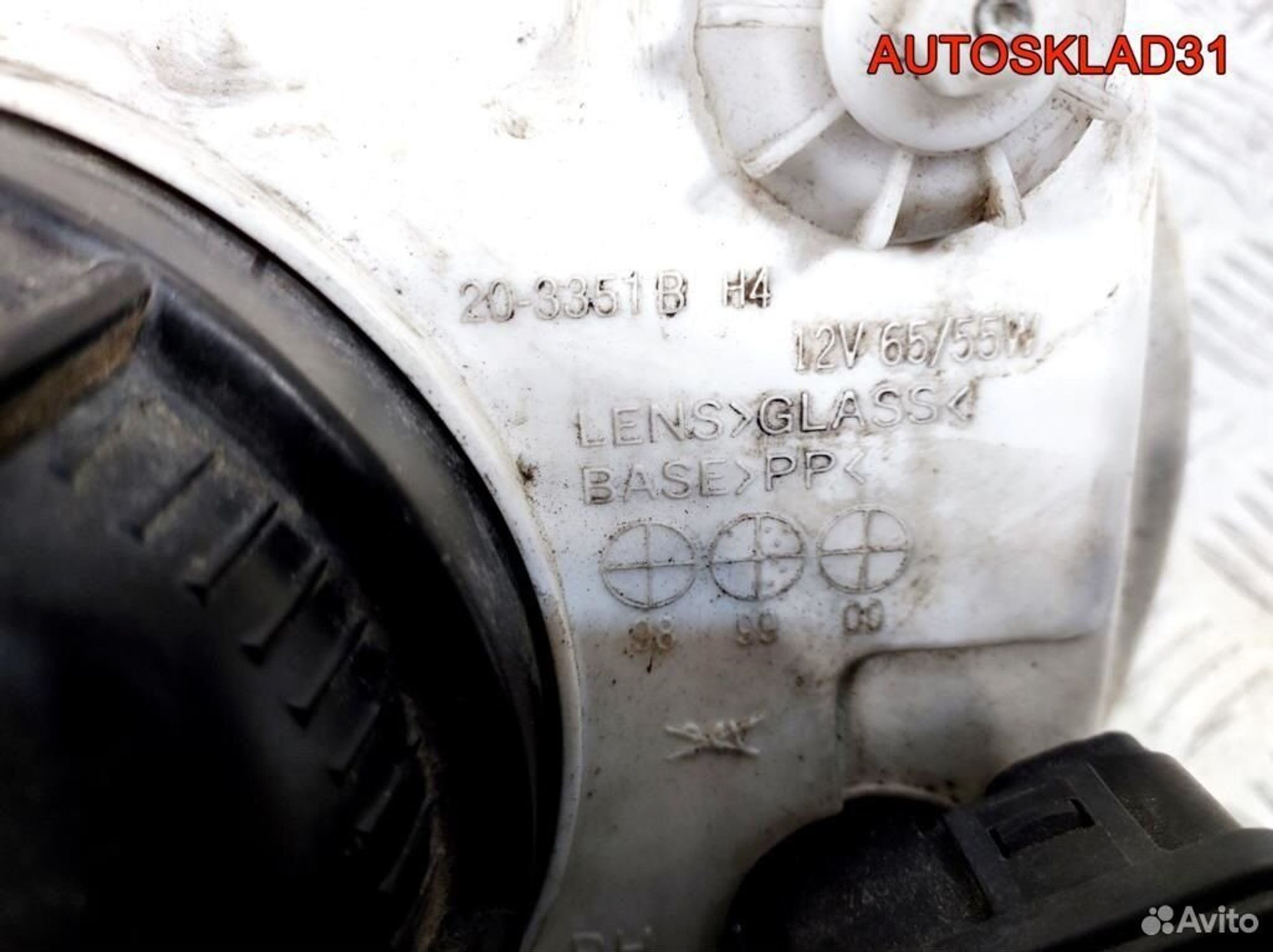 Фара правая Volkswagen Vento 203351082B, 2100 рублей, Дубовое