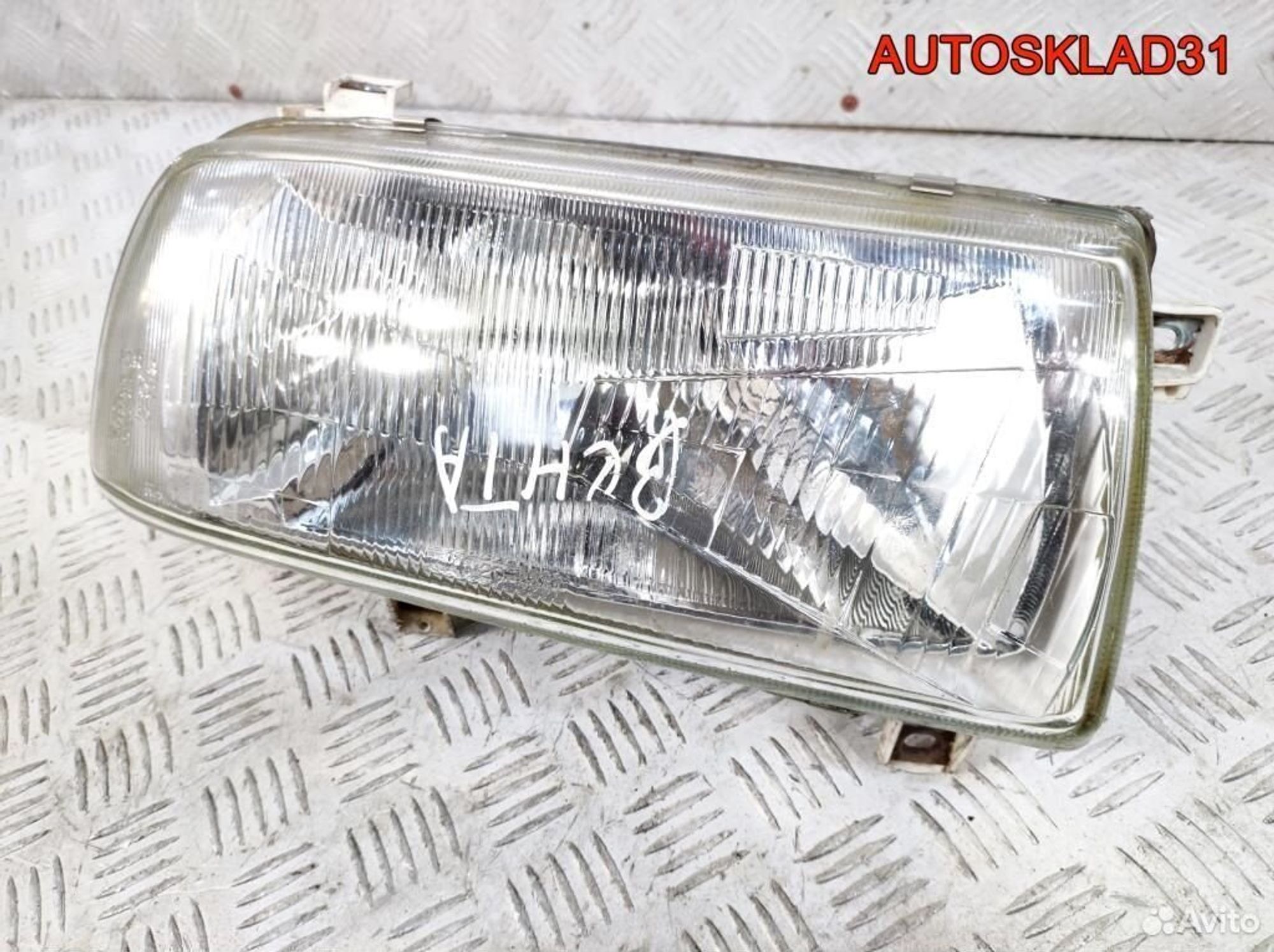 Фара правая Volkswagen Vento 203351082B, 2100 рублей, Дубовое