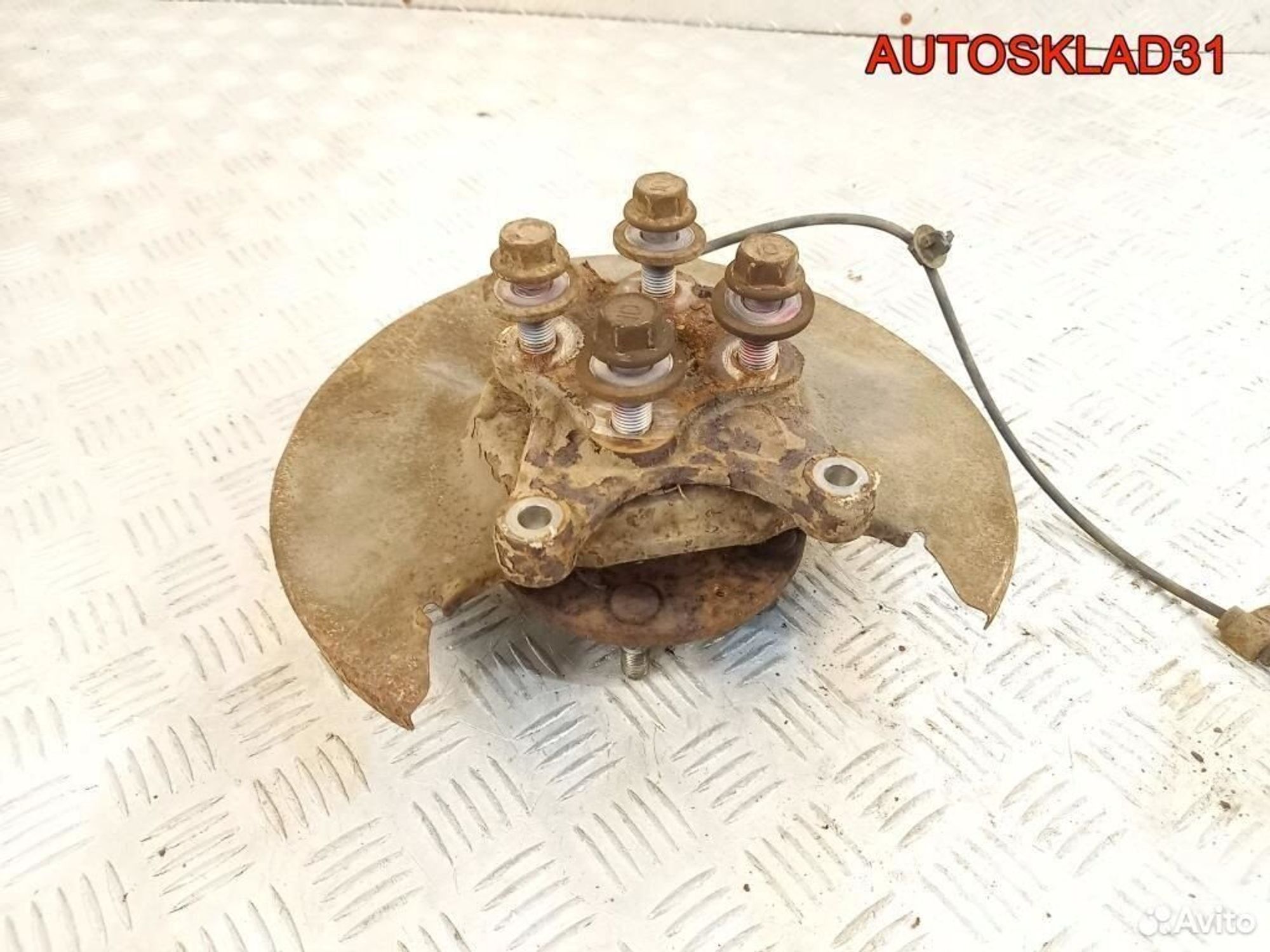 Кулак поворотный задний правый Mazda 6 gs1d2611x, 3300 рублей, Дубовое