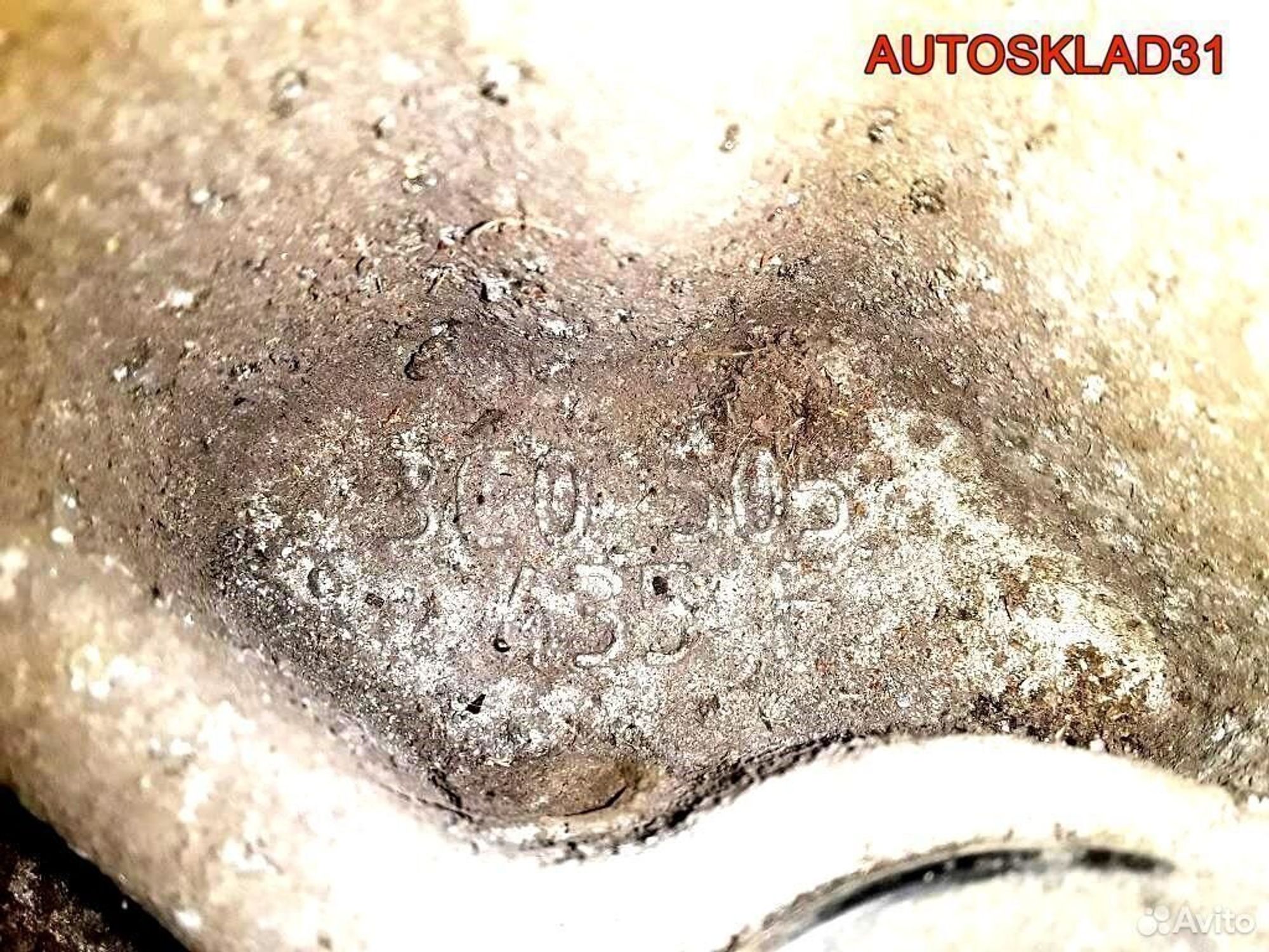 Кулак поворотный задний левый Passat B6 3C0505435F, 1000 рублей, Дубовое