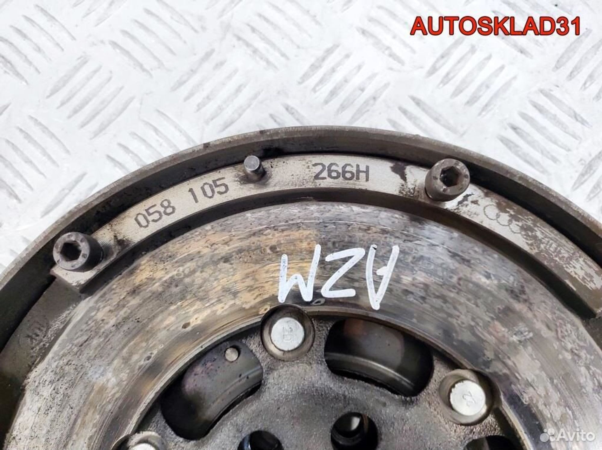 Маховик VW Passat B5 2.0 AZM Бензин 058105266H, 4500 рублей, Дубовое