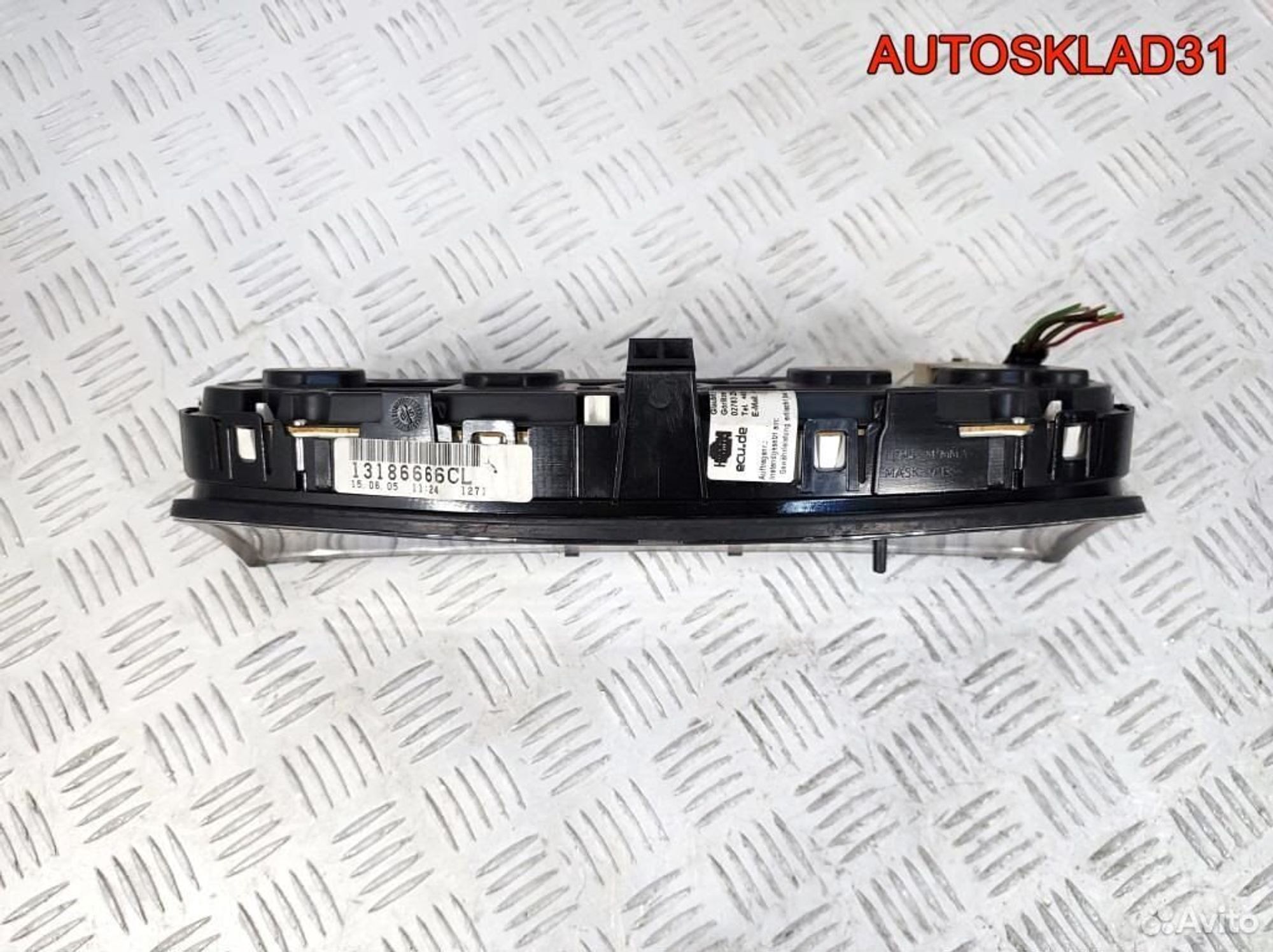 Панель приборов Opel Vectra C 13186666 Бензин, 2600 рублей, Дубовое