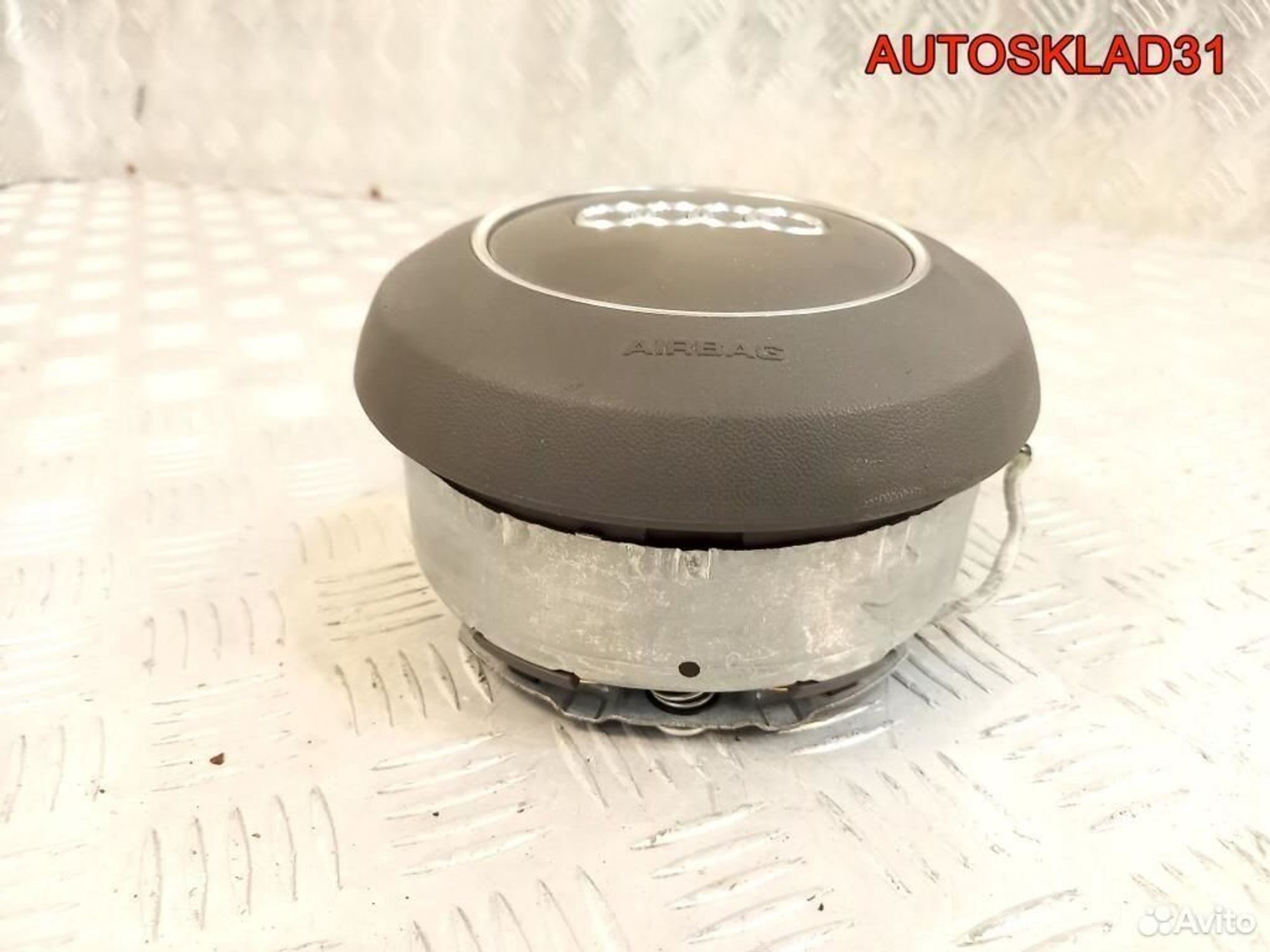 Подушка безопасности в руль Audi A8 D3 4E0880201C, 5700 рублей, Дубовое