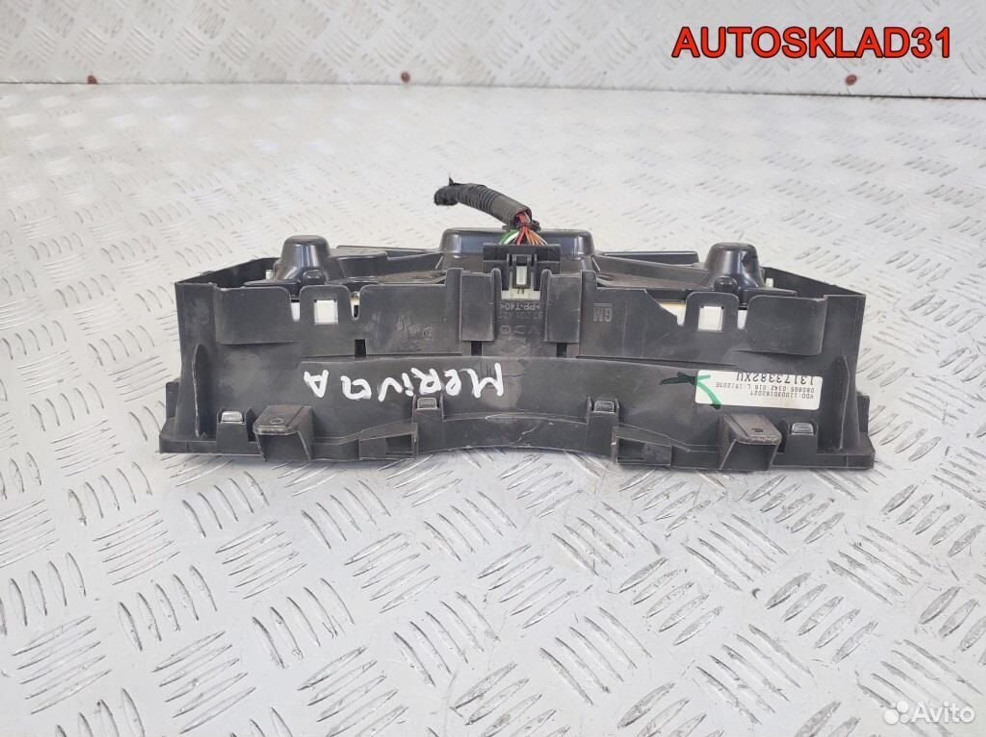 Панель приборов Opel Meriva A 13173382 Бензин, 2500 рублей, Дубовое