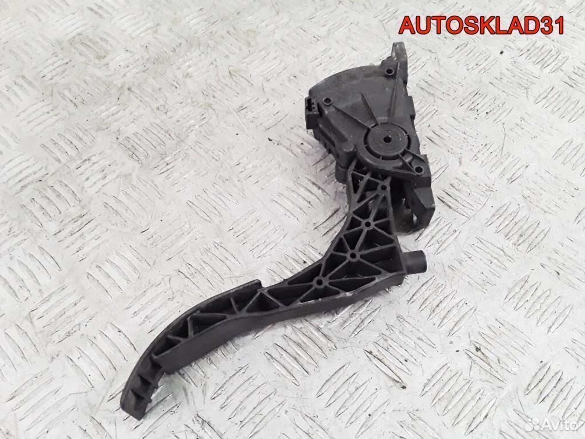 Педаль газа Volkswagen Golf 4 6Q1721503C, 1700 рублей, Дубовое