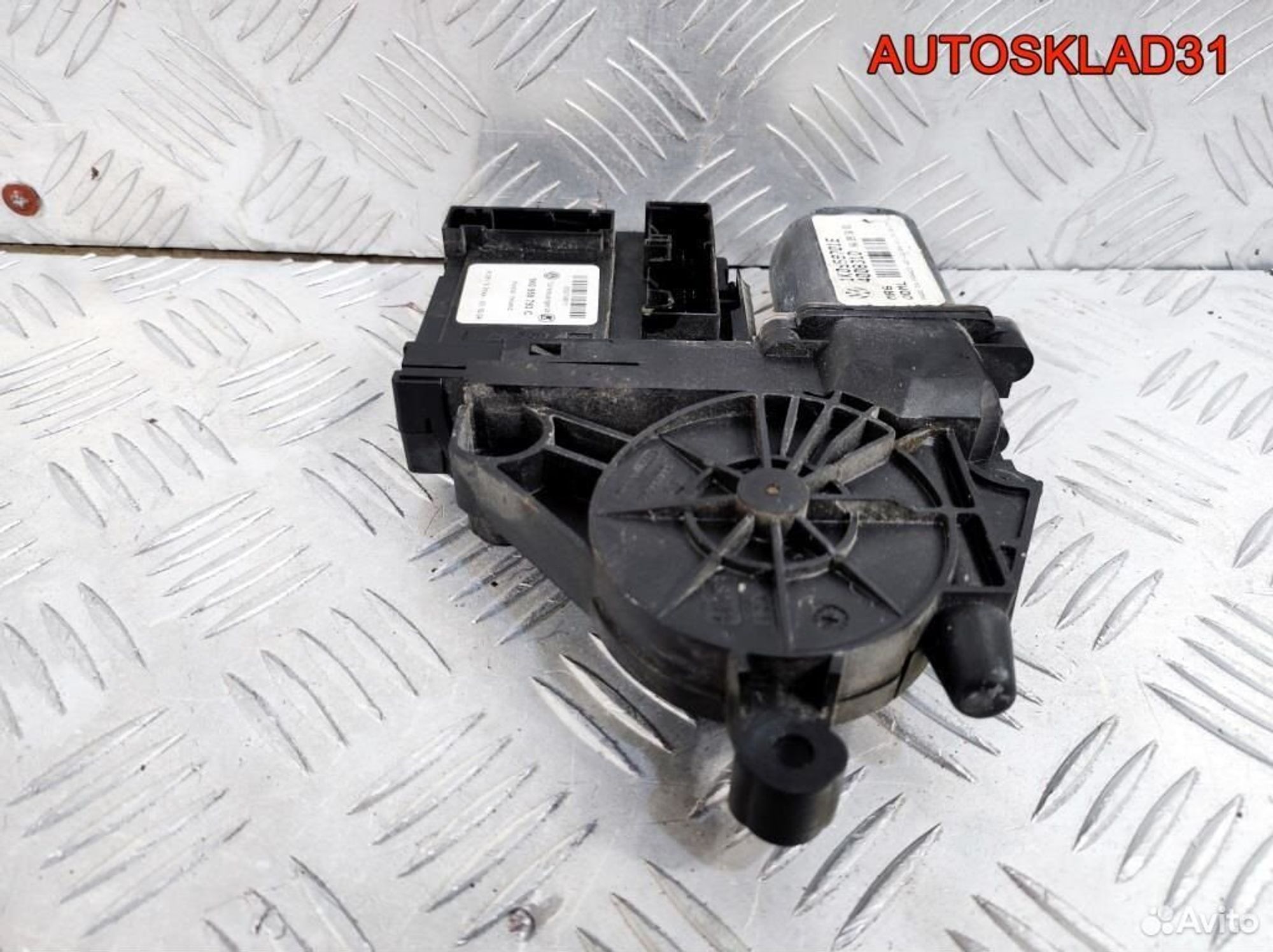 Моторчик стеклоподъемника передний левый VW Golf 5 1K959701E, 2300 рублей, Дубовое