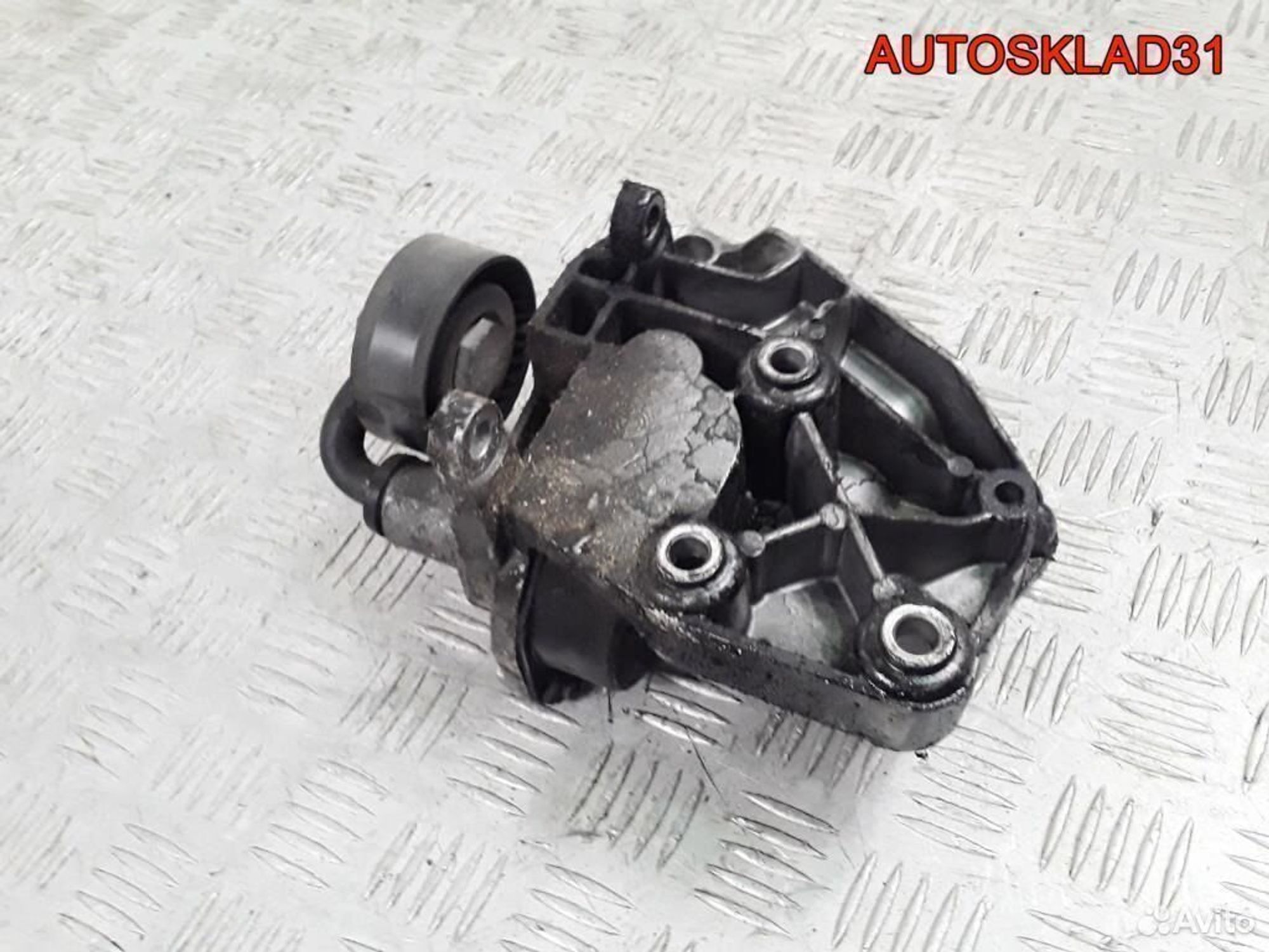 Кронштейн кондиционера BMW E46 2,0 M47 64557787319, 1300 рублей, Дубовое