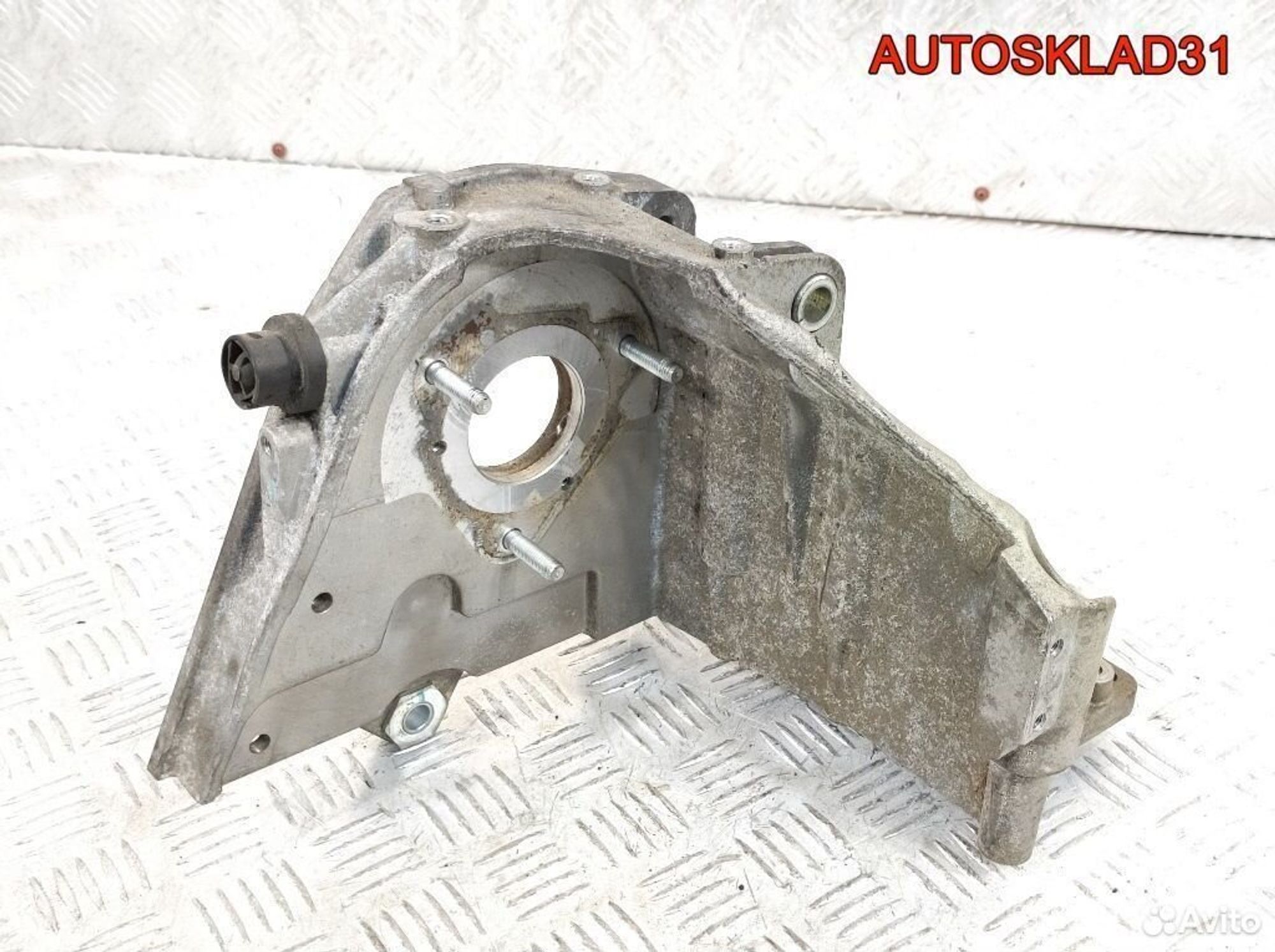 Кронштейн тнвд Opel Astra H 1.9 Z19DT 55187918, 2900 рублей, Дубовое