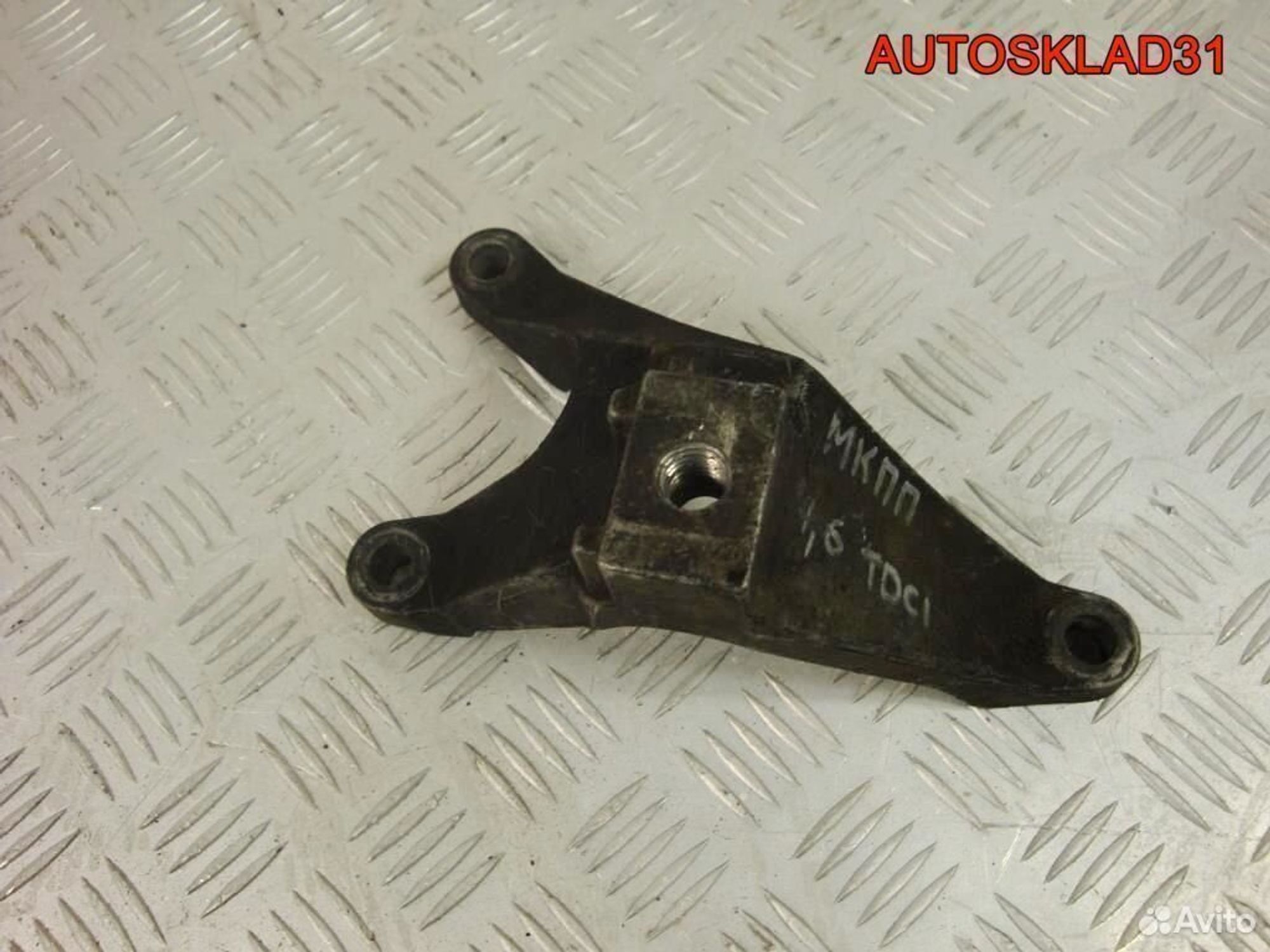 Кронштейн КПП левый Ford Focus 2 3M517M125AE, 1300 рублей, Дубовое