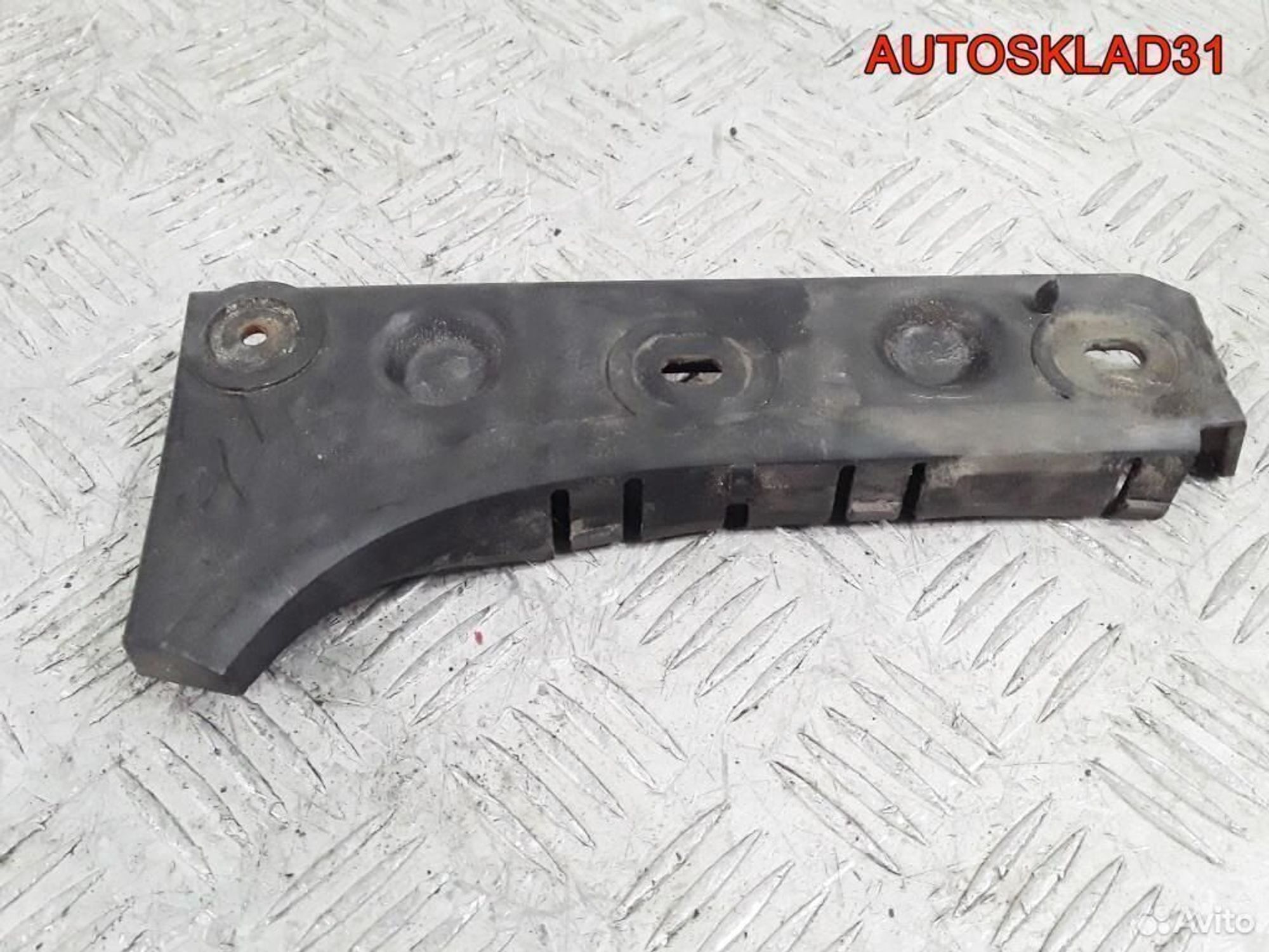 Направляющая переднего бампера левая Audi A6 C5, 600 рублей, Дубовое