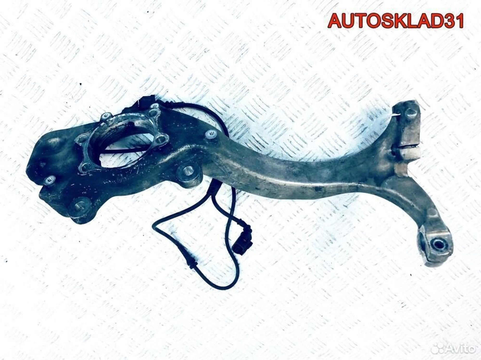 Кулак поворотный передний левый Audi A8 D3 4E0257G, 7000 рублей, Дубовое